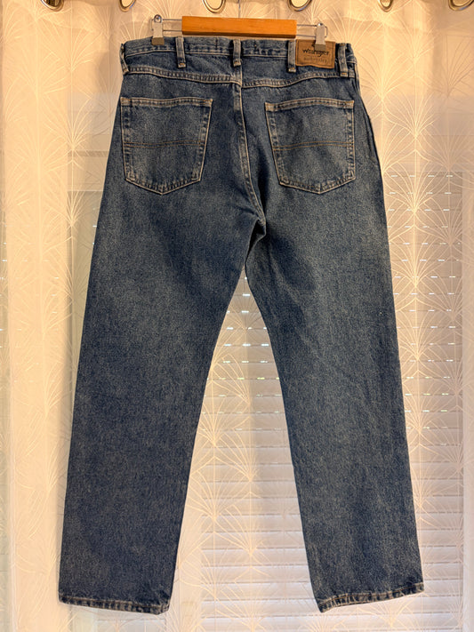 Jean Wrangler Authentics Regular Straight Bleu Moyen Stonewash 100% Coton W34/L30 Patch Arrière – Homme – Taille 44