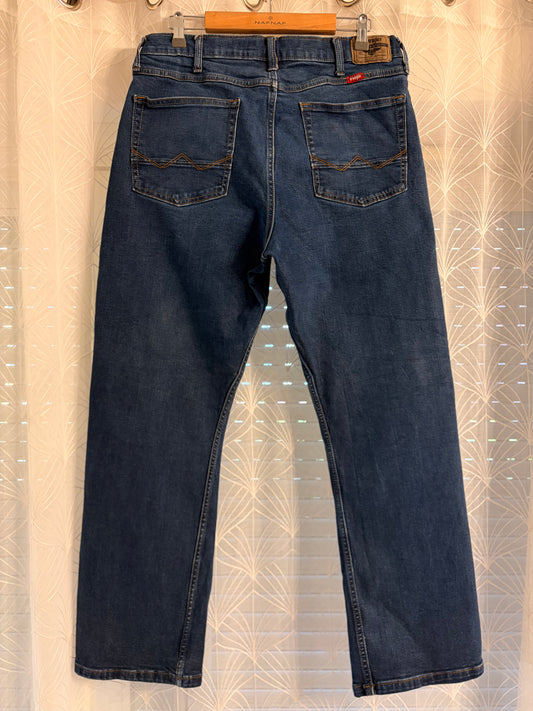 Jean Wrangler Relaxed Bootcut Bleu Stretch Coton/Élasthanne – Taille W34 | Seconde Main