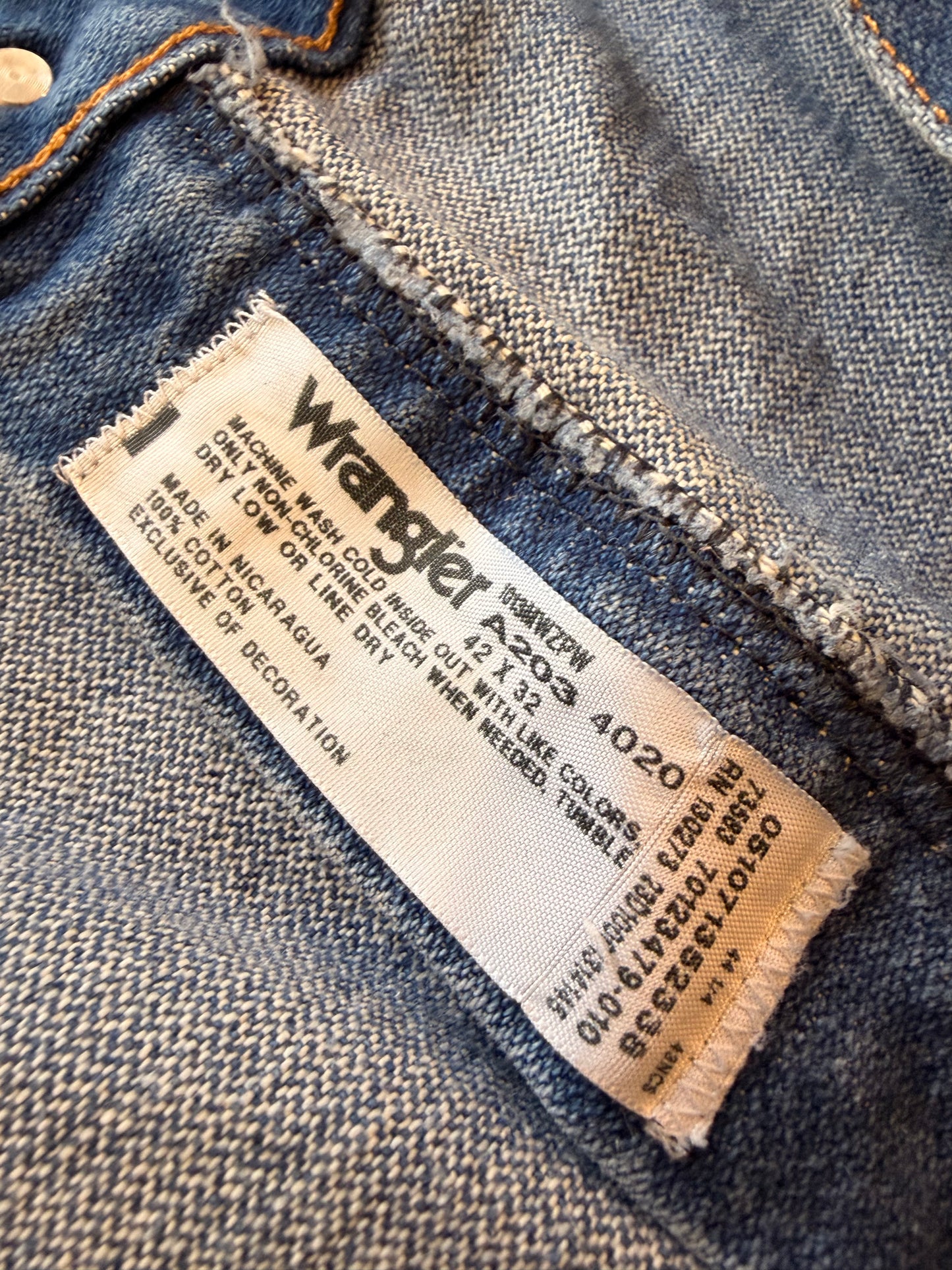 Jean Wrangler Authentique Droit Bleu Medium Stonewash 100% Coton Grande Taille – Homme – Taille W42/L32