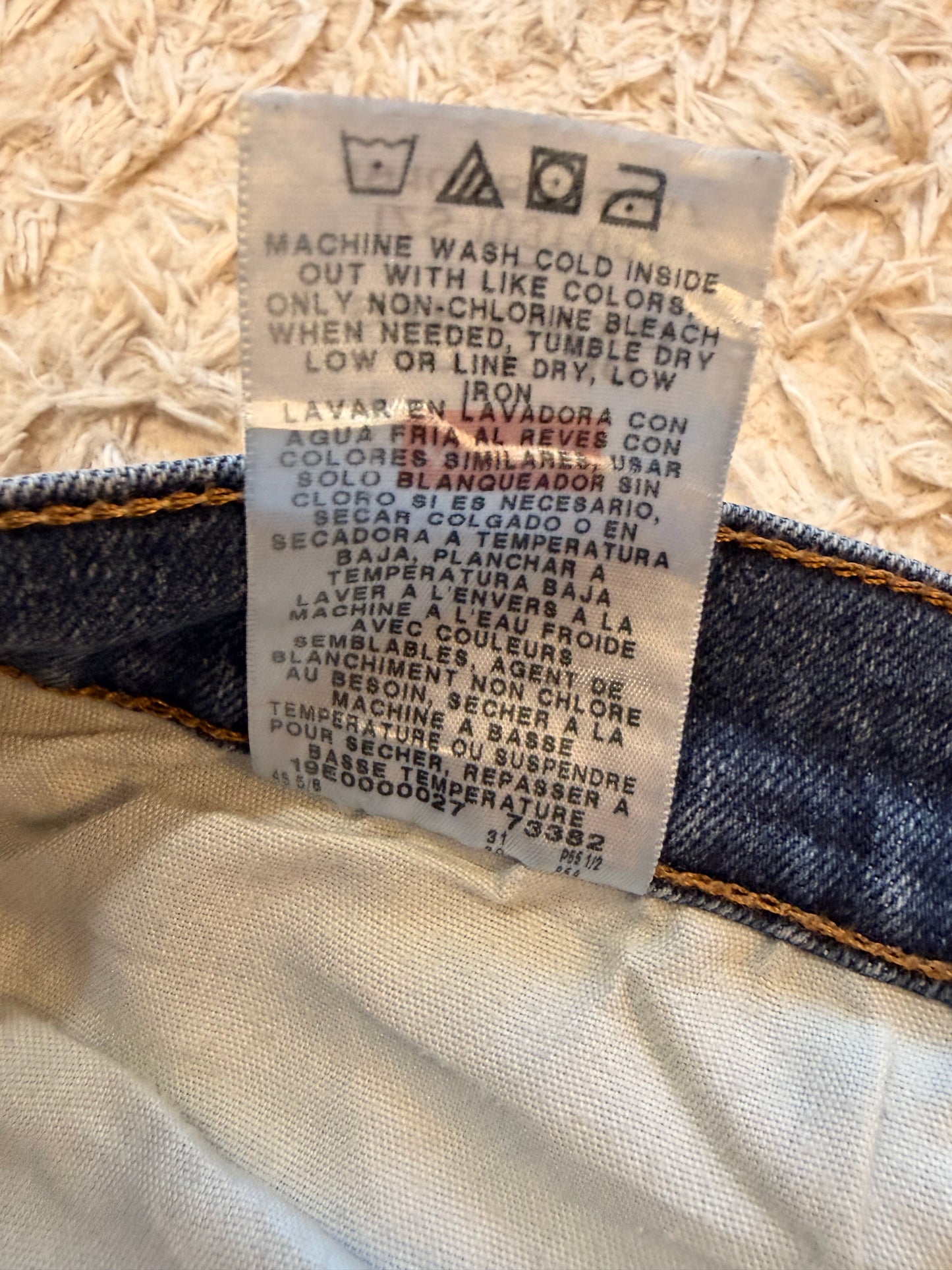 Jean Wrangler Premium Quality Comfort Guaranteed Bleu Moyen Délavage Naturel 86% Coton 12% Polyester 2% Élasthanne Regular Straight Made in Mexico W40/L30 – Homme – Taille 50