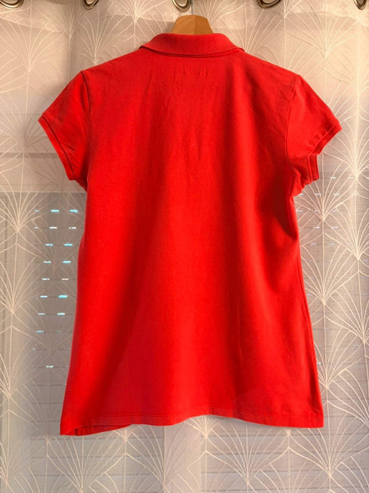 🪸👚 Polo Calvin Klein Femme Col V Corail - Sensuel & Moderne