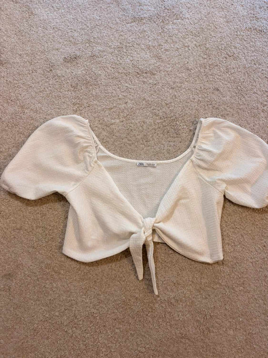 🤍 Zara Top - White - Size L