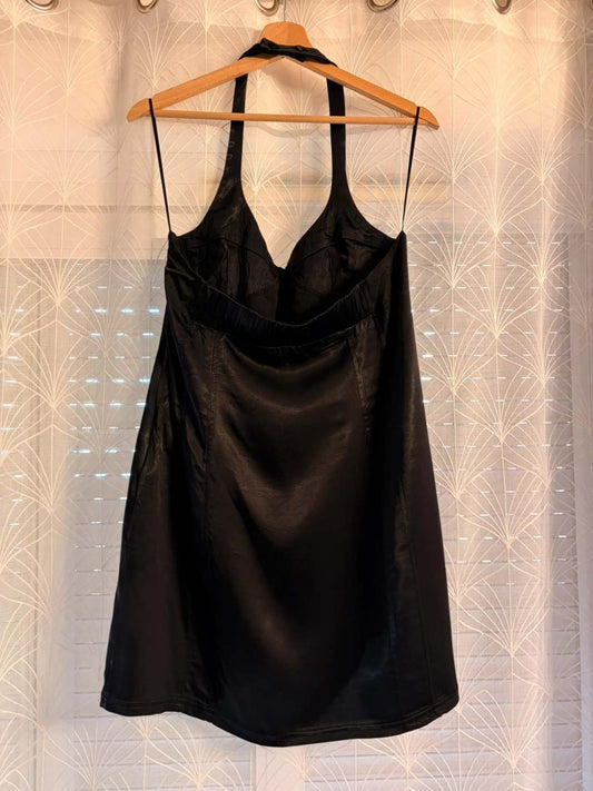 👗 Tunique Zara Épaules Dénudées Noir - Sensuelle & Élégante