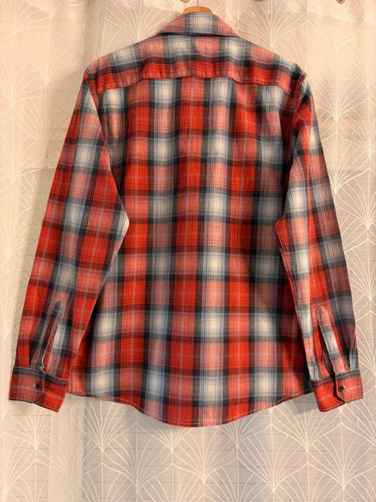 Wrangler Shirt with Red/Light Blue/Black Plaid - Dynamic & Comfortable