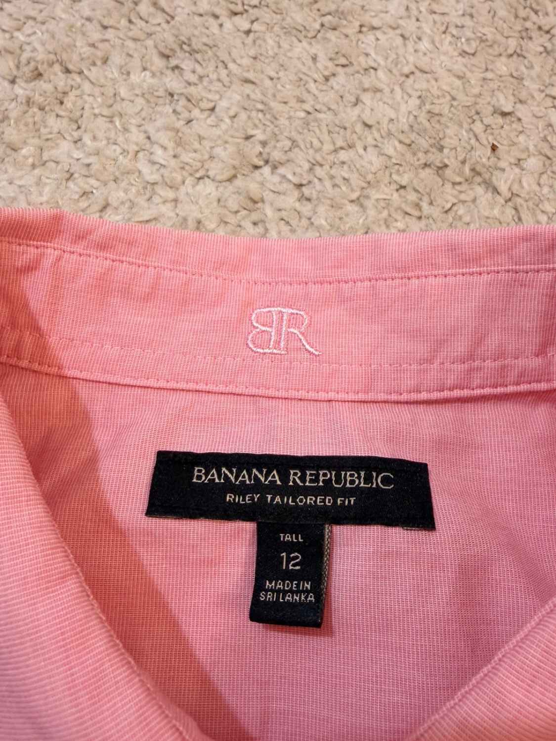 🌸 Banana Republic "Riley Tailored Fit" Pink Shirt - L