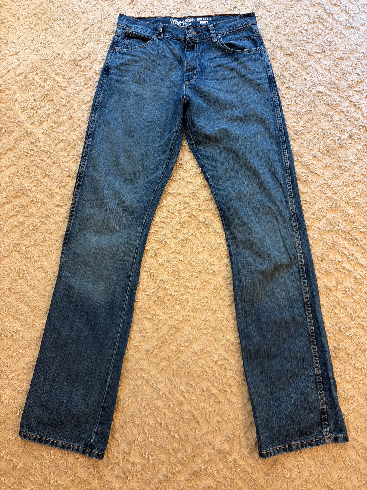 Jean Wrangler Retro Relaxed Bootcut Bleu Délavé Moyen 100% Coton W32/L38 Grande Taille Patch Cuir – Homme