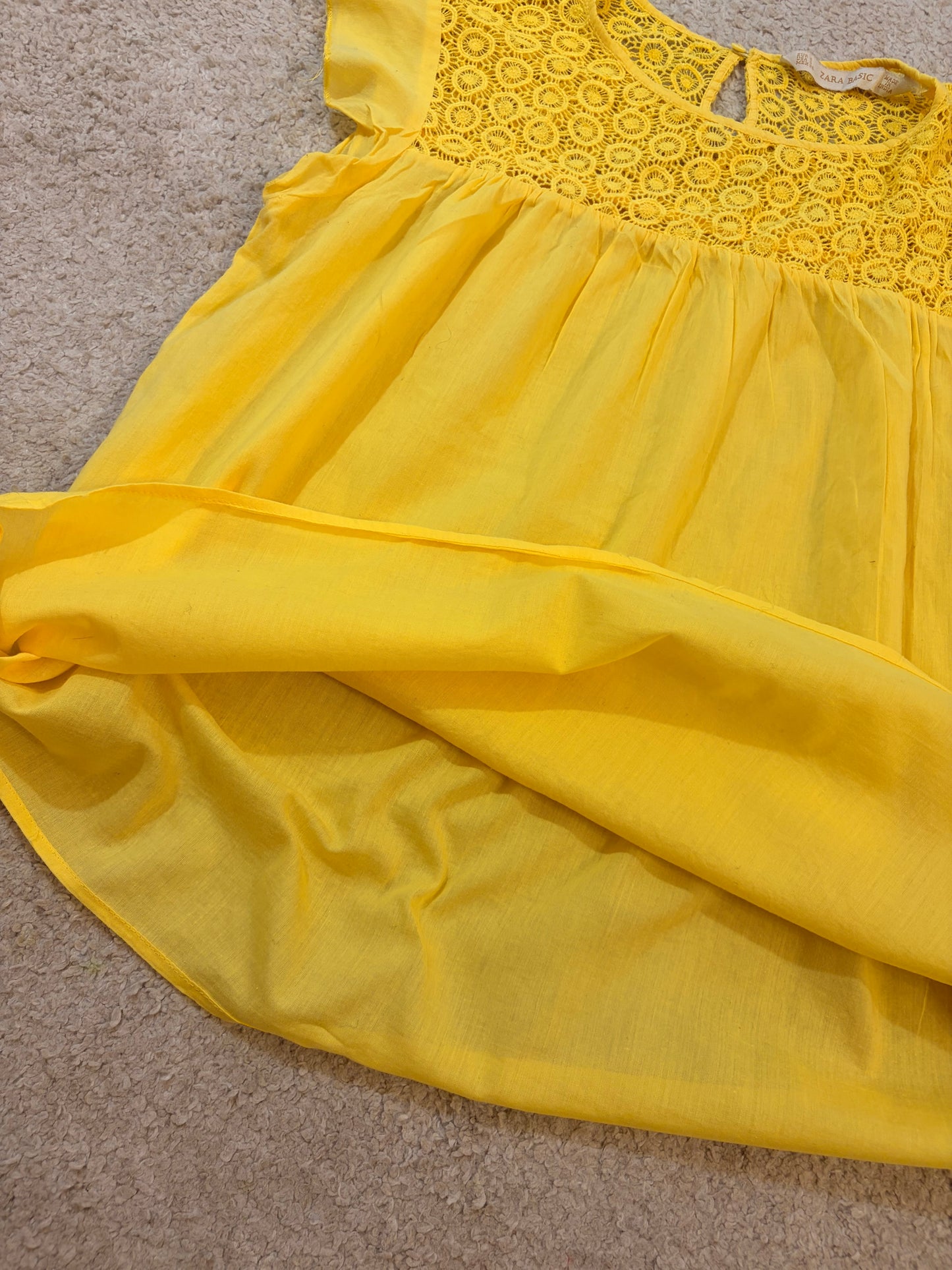 Blouse Zara Basic Jaune Moutarde Dentelle Guipure Manches Volantées – Taille S Femme | Seconde Main