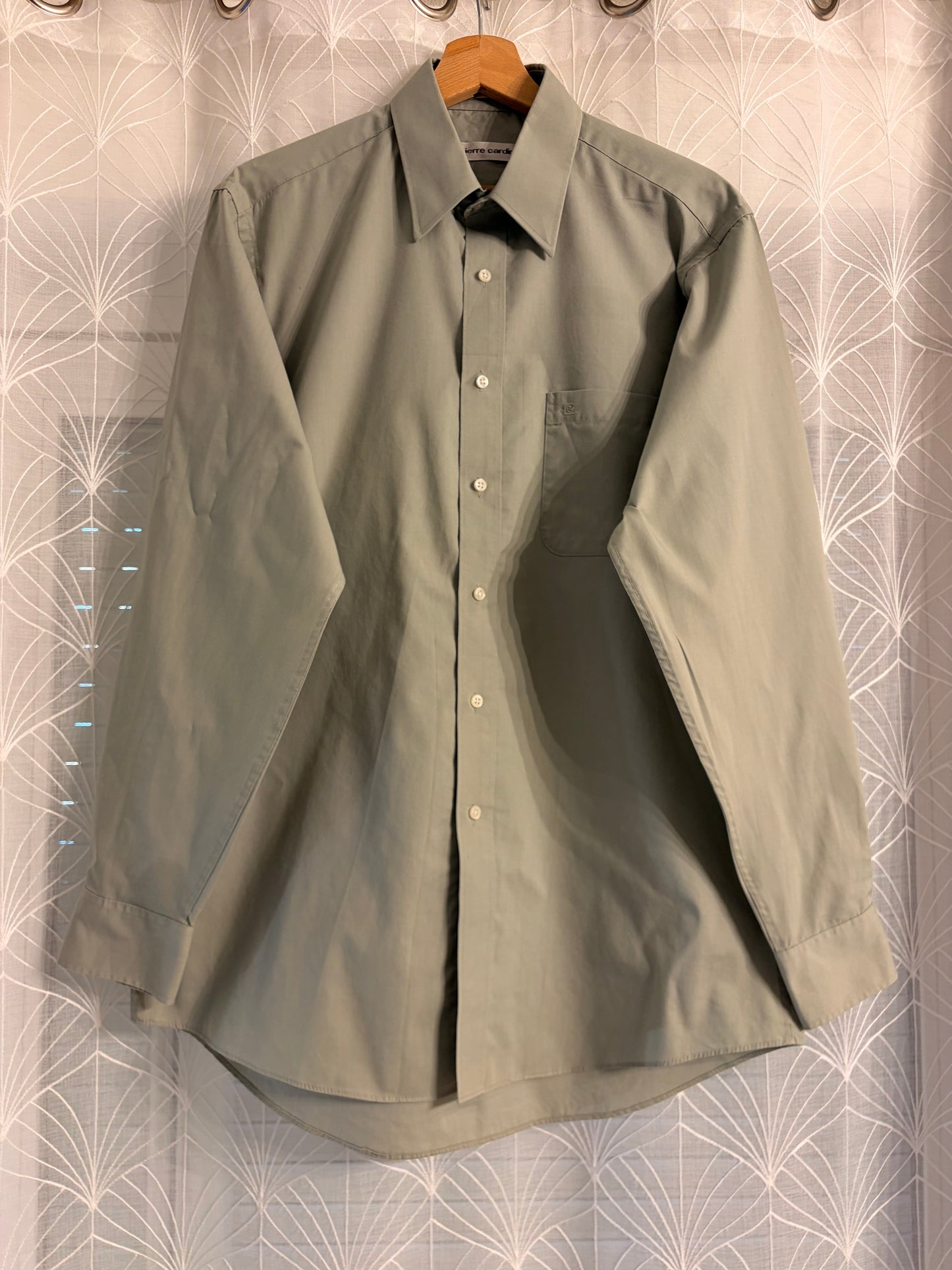 Chemise Pierre Cardin Vert Sauge/Kaki Manches Longues Logo Brodé – Homme – Taille 15½ (M)