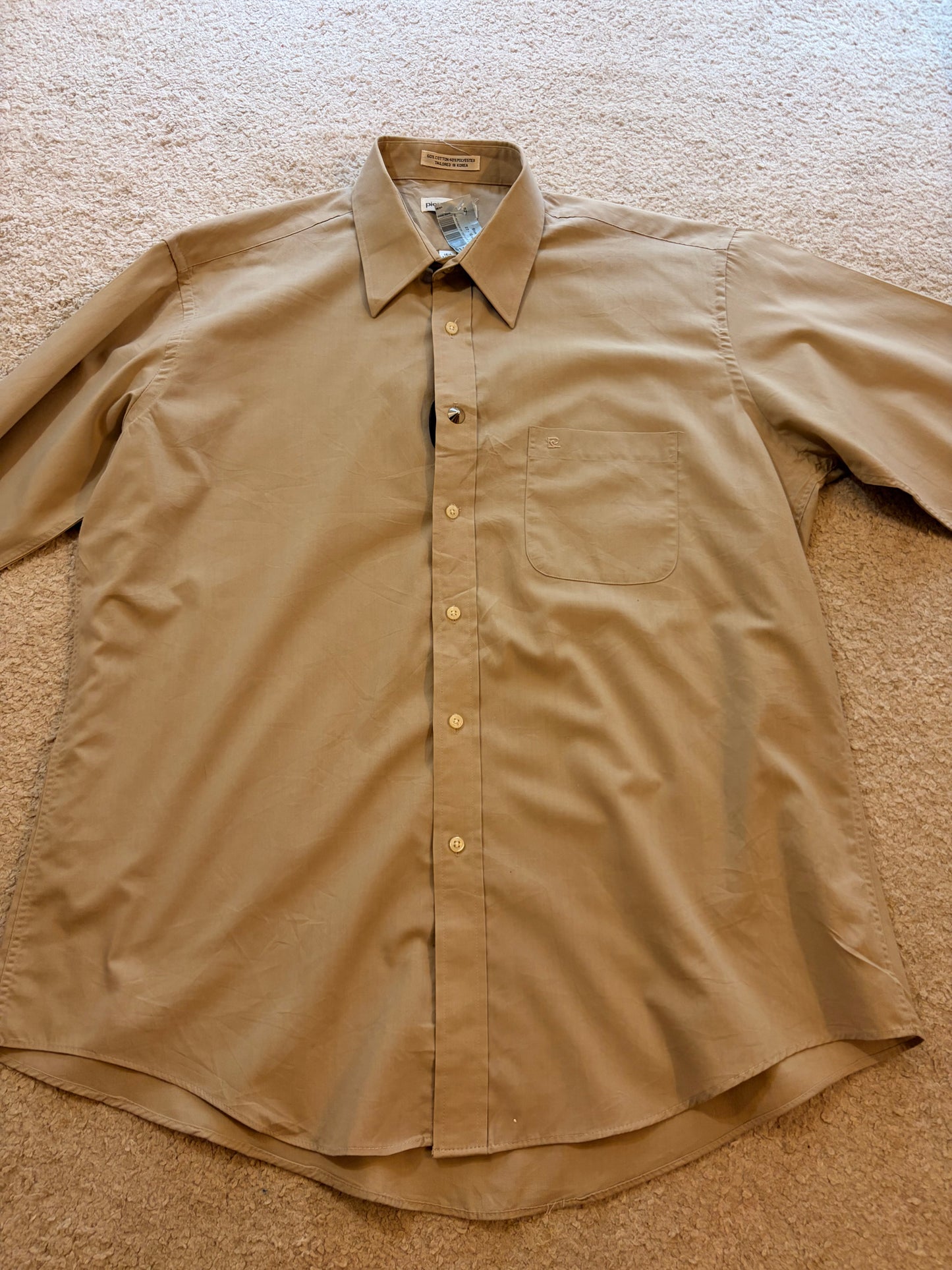 Chemise Pierre Cardin Beige Manches Longues – Neuve avec Étiquette – Taille L (16½)