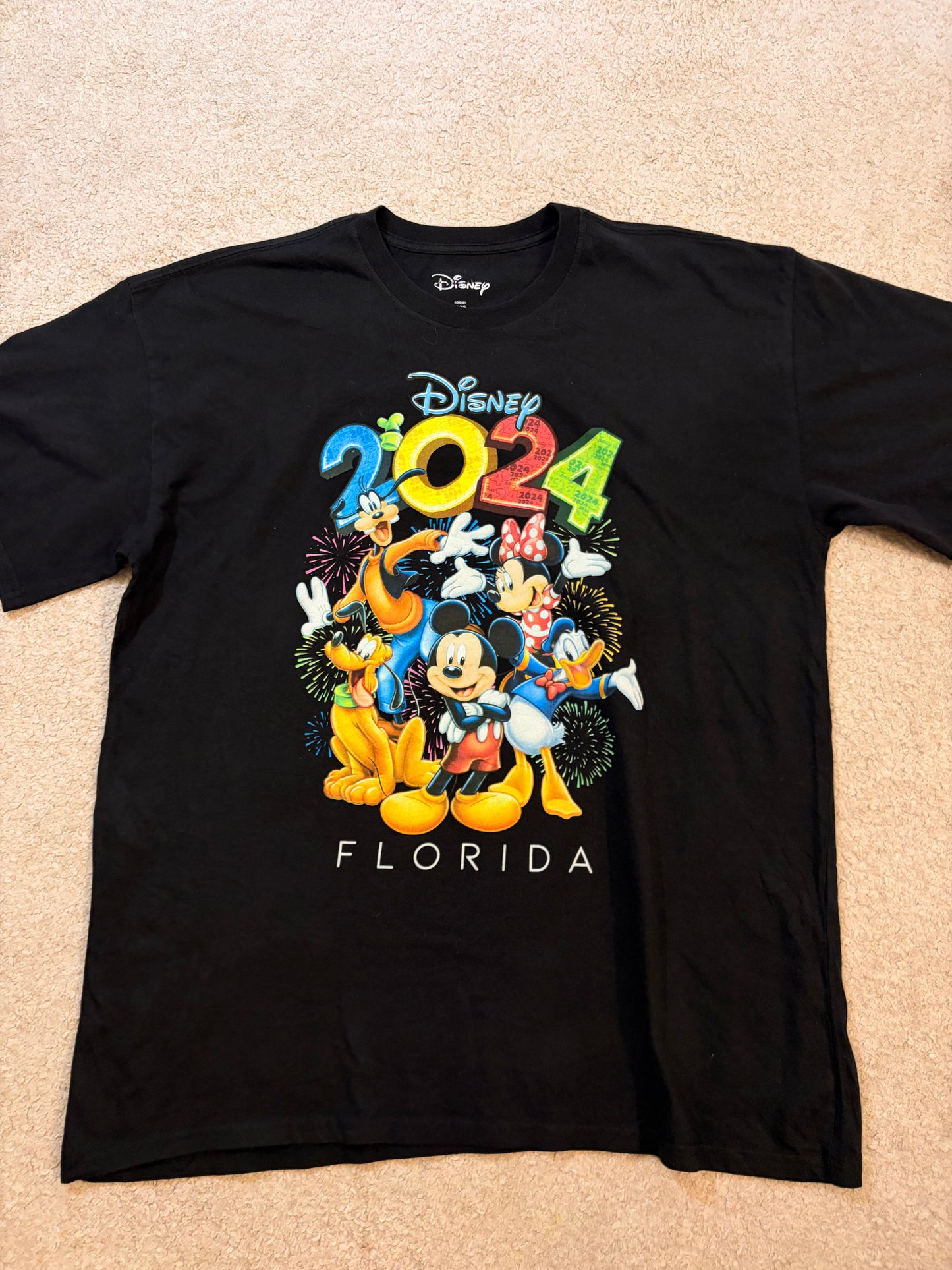 T-shirt Disney Parks Florida 2024 Noir Collector Mickey & Friends – Taille XL | Seconde Main