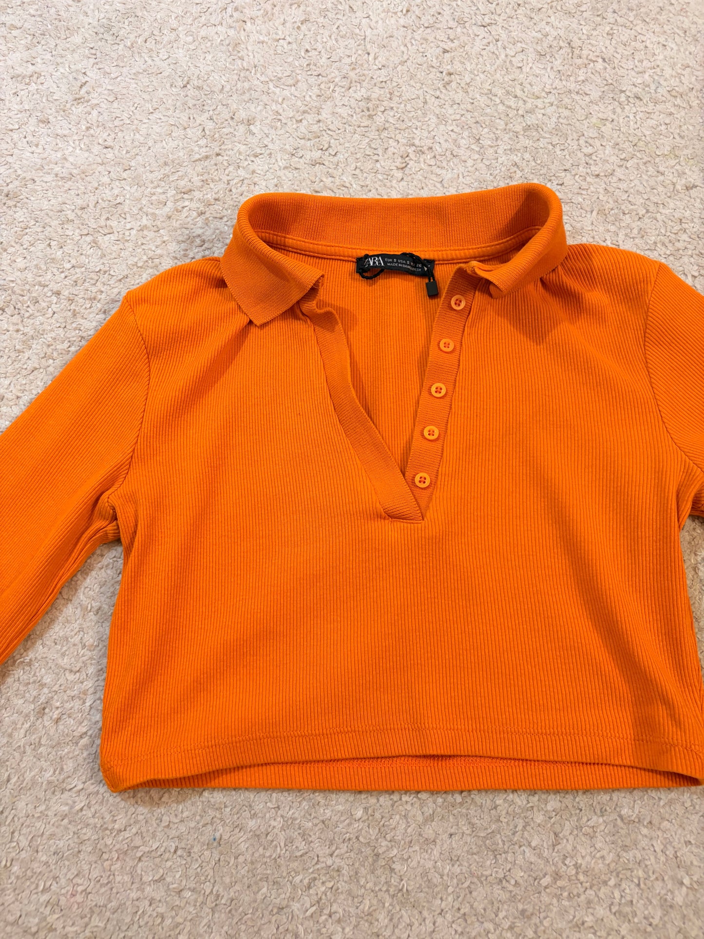 Top Crop Côtelé Zara Orange Flashy Manches Longues – Taille S
