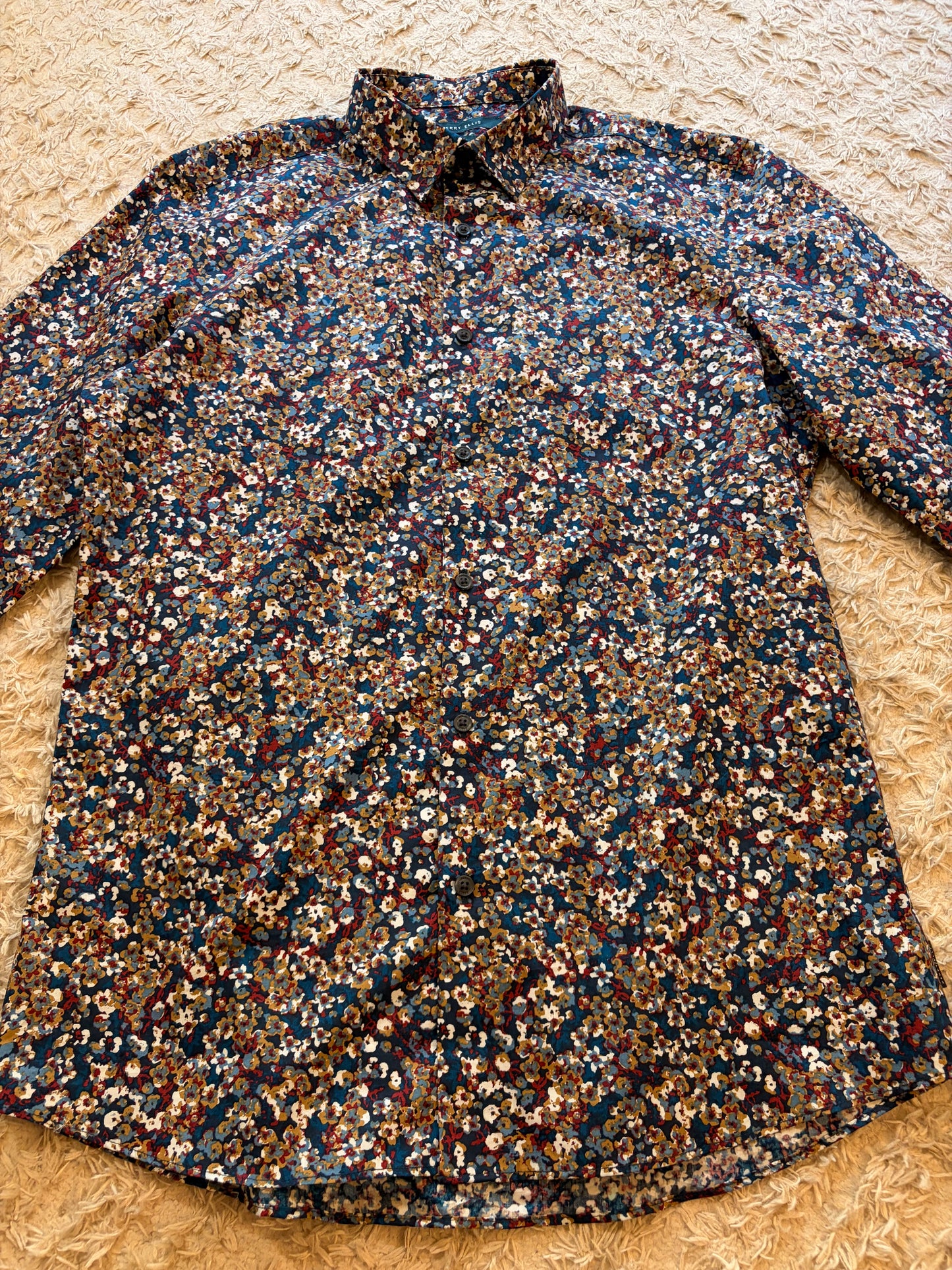 Chemise Perry Ellis Slim Fit Florale Multicolore Fond Bleu Marine Motifs Jaune/Bordeaux 100% Coton – Homme – Taille M