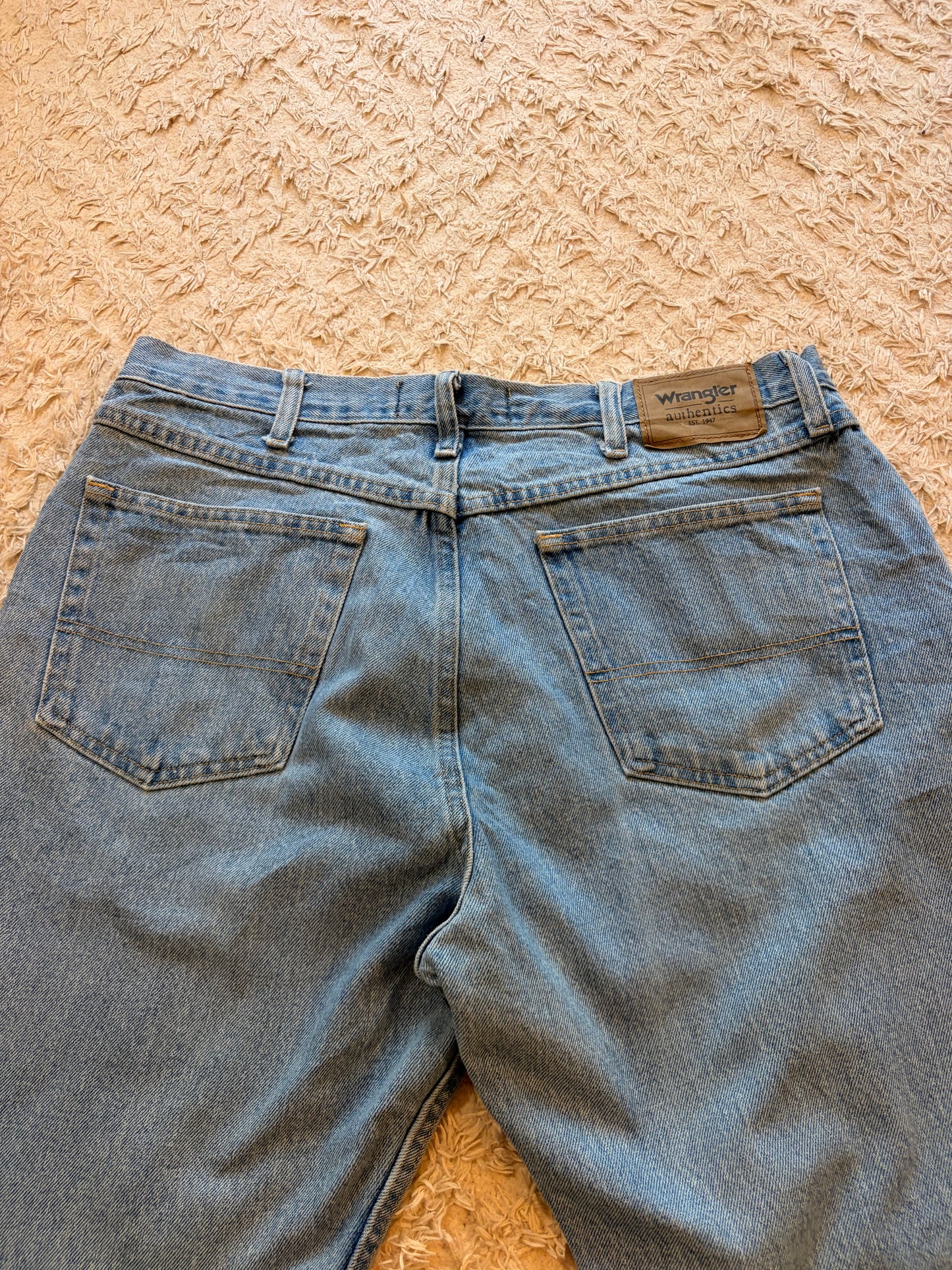 Jean Wrangler Authentics Droit Bleu Clair Délavé Vintage 100% Coton – Homme – Taille W36/L30