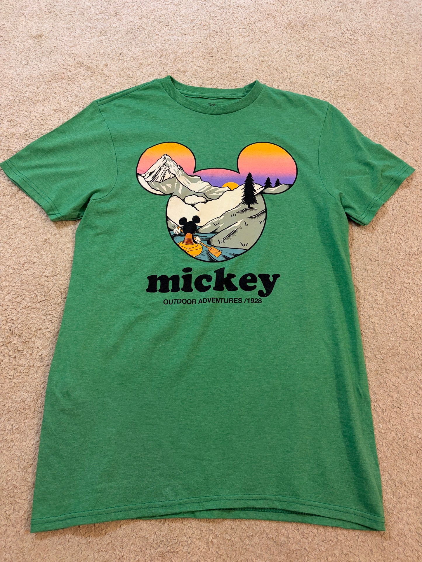 T-shirt Disney Mickey Outdoor Adventures Vert – Taille S | Seconde Main