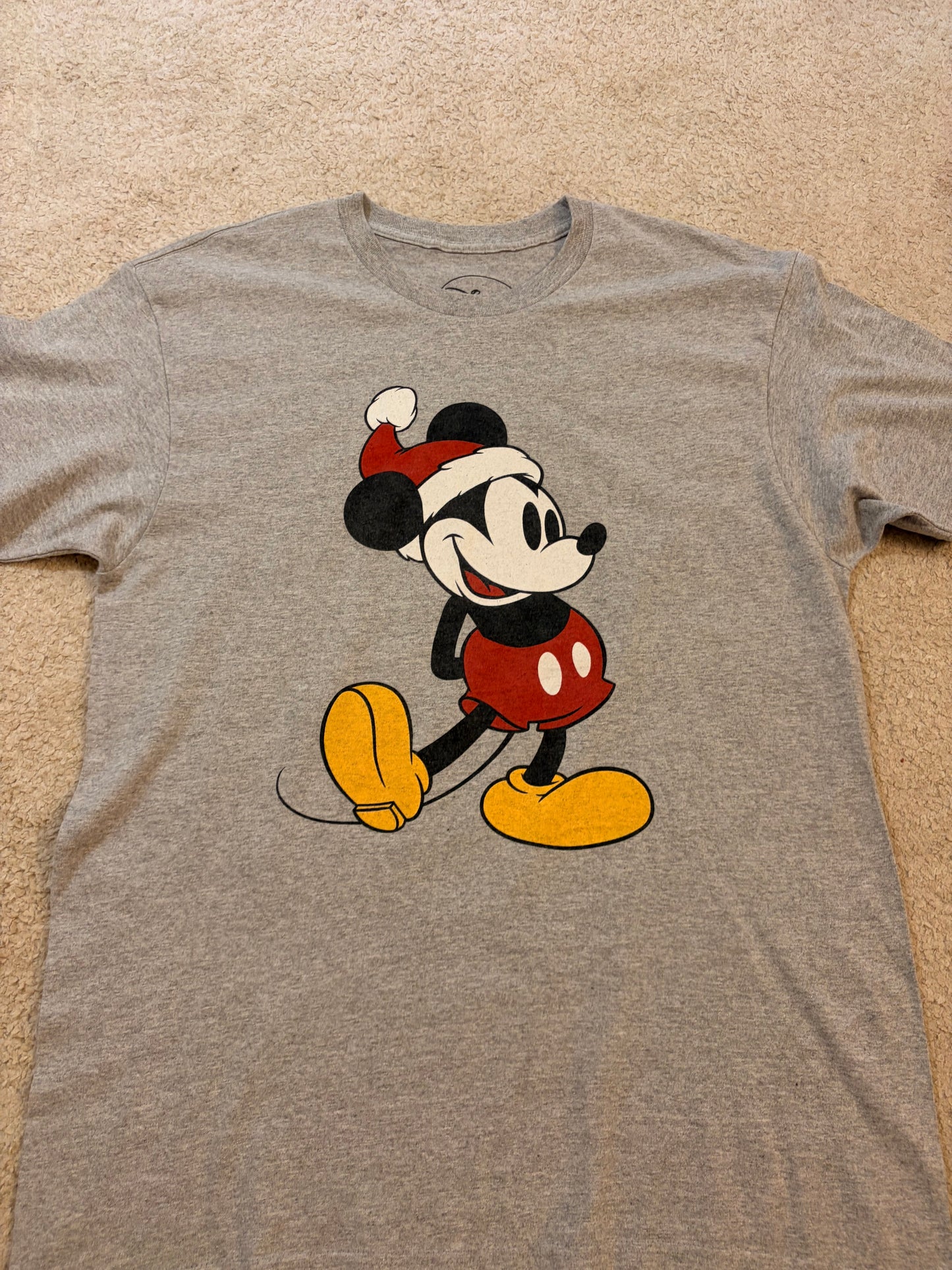 T-shirt Disney Mickey Mouse Noël Bonnet Père Noël Gris Chiné – Mixte – Taille L