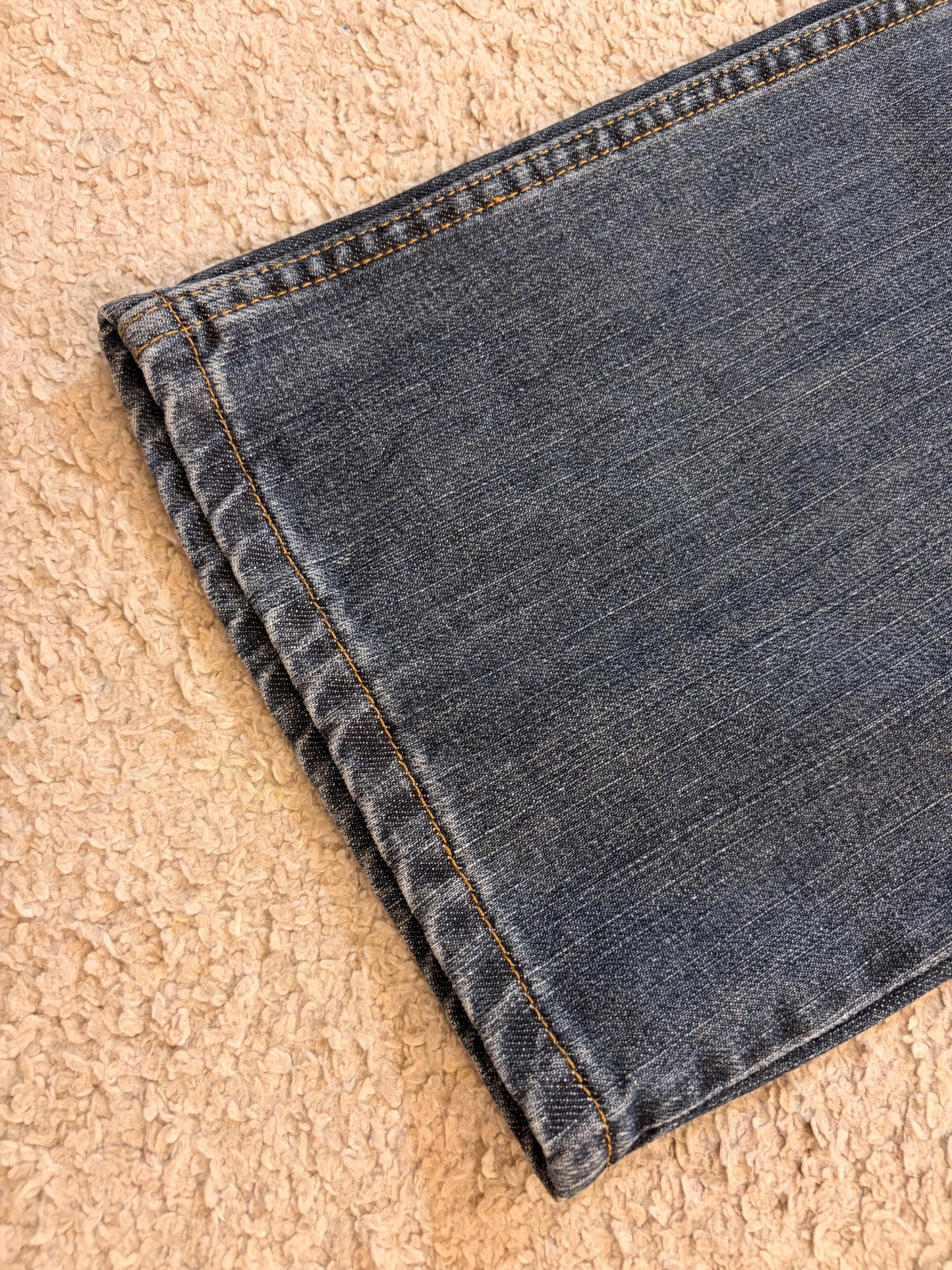 Jean Wrangler Rugged Wear Bleu Brut Straight Fit 100% Coton – Taille W42 L34 | Seconde Main