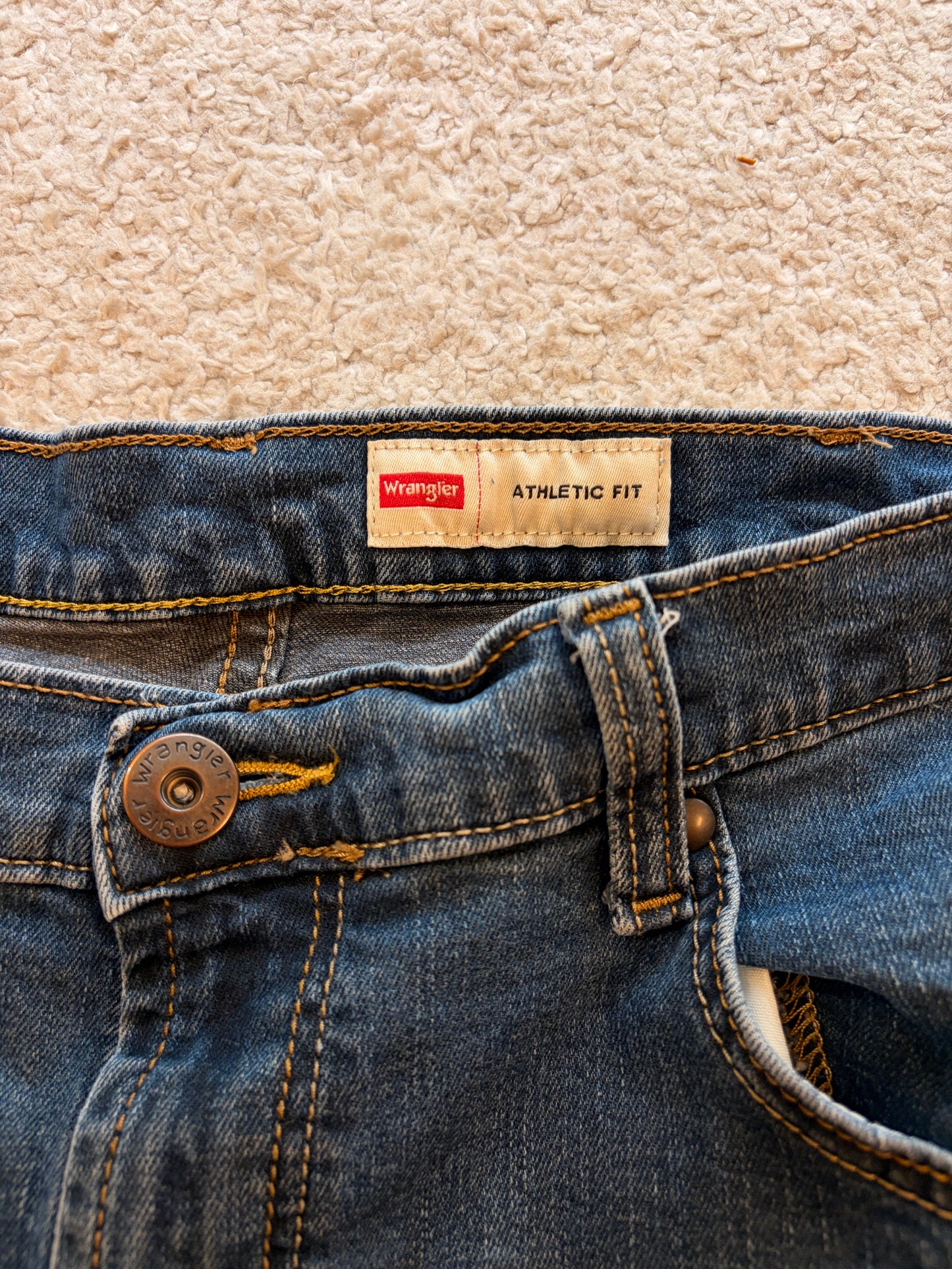 Jean Wrangler Athletic Fit Stretch Bleu Délavé – W36 L30 (FR 46)