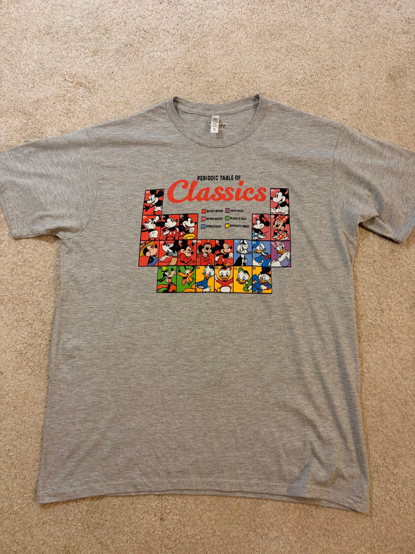 T-shirt Disney « Periodic Table of Classics » Mickey & Amis Gris – Taille XL