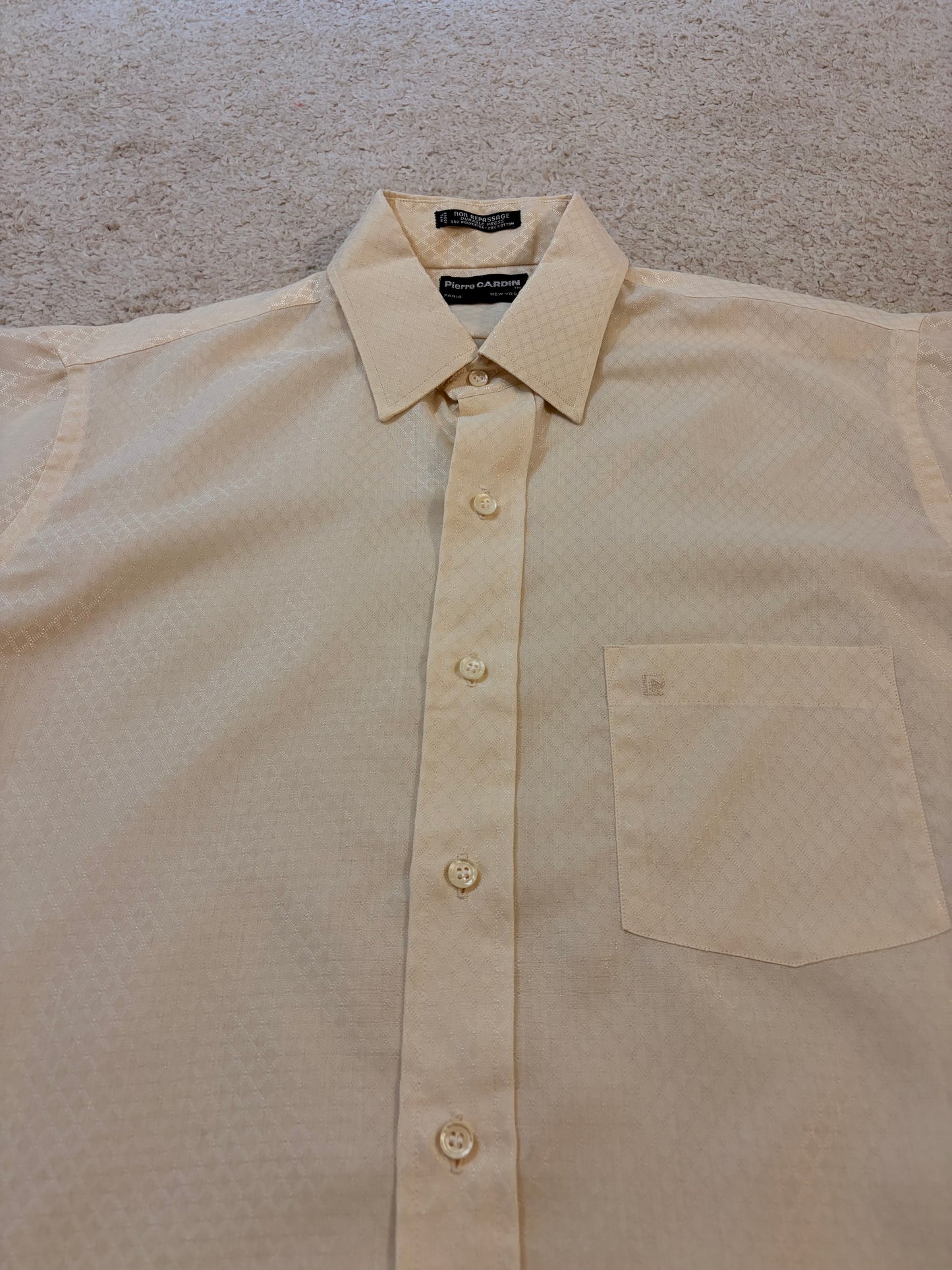 Chemise Pierre Cardin Crème Texturée Jacquard Non-Iron Manches Longues – Homme – Taille 16 (M/L)