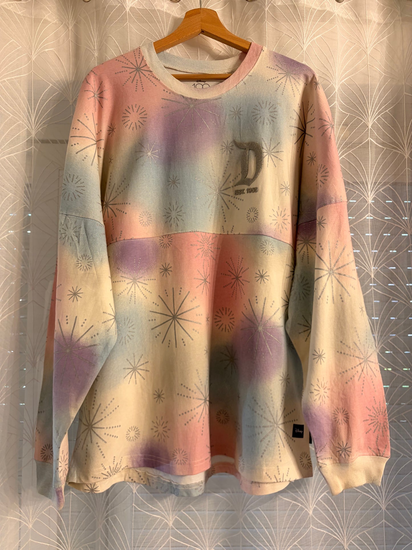 Spirit Jersey Disney 100 Ans Disneyland Paris Pastel – Taille L | Seconde Main