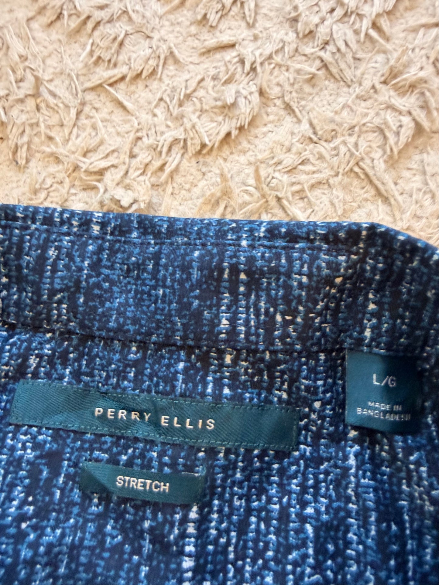Chemise Manches Courtes Perry Ellis Stretch Bleu Marine Motif Flammé Blanc – Homme – Taille L
