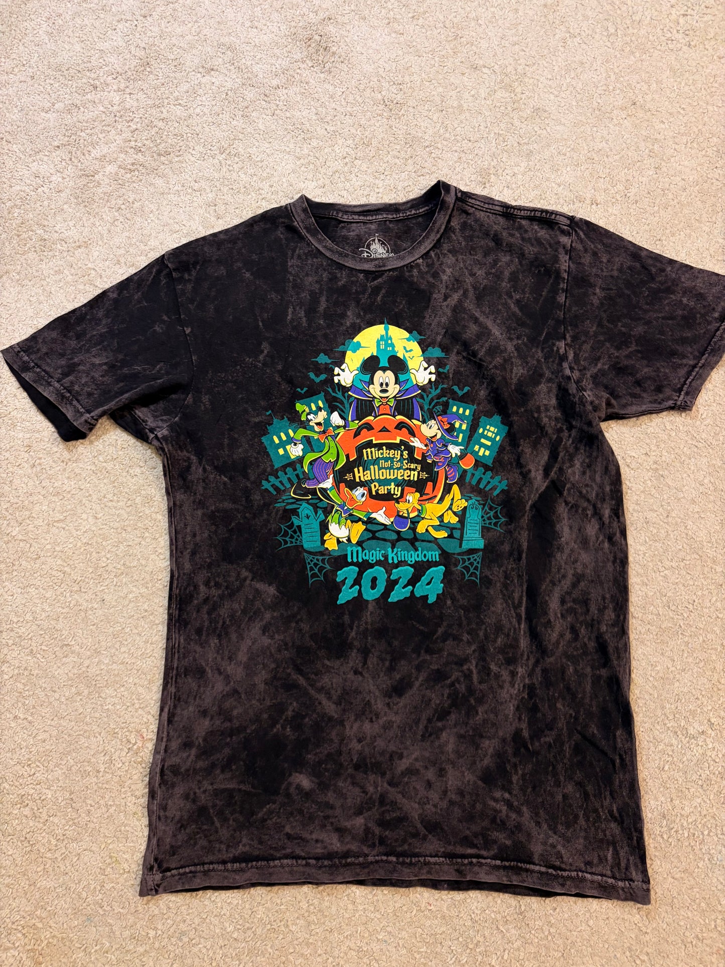 T-shirt Disney Mickey's Not-So-Scary Halloween Party 2024 Acid Wash Noir/Gris – Taille M | Seconde Main