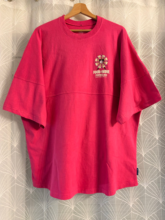 Spirit Jersey Disney Parks EPCOT Food & Wine Festival Mickey Chef Rose Fuchsia – Oversize – Taille M