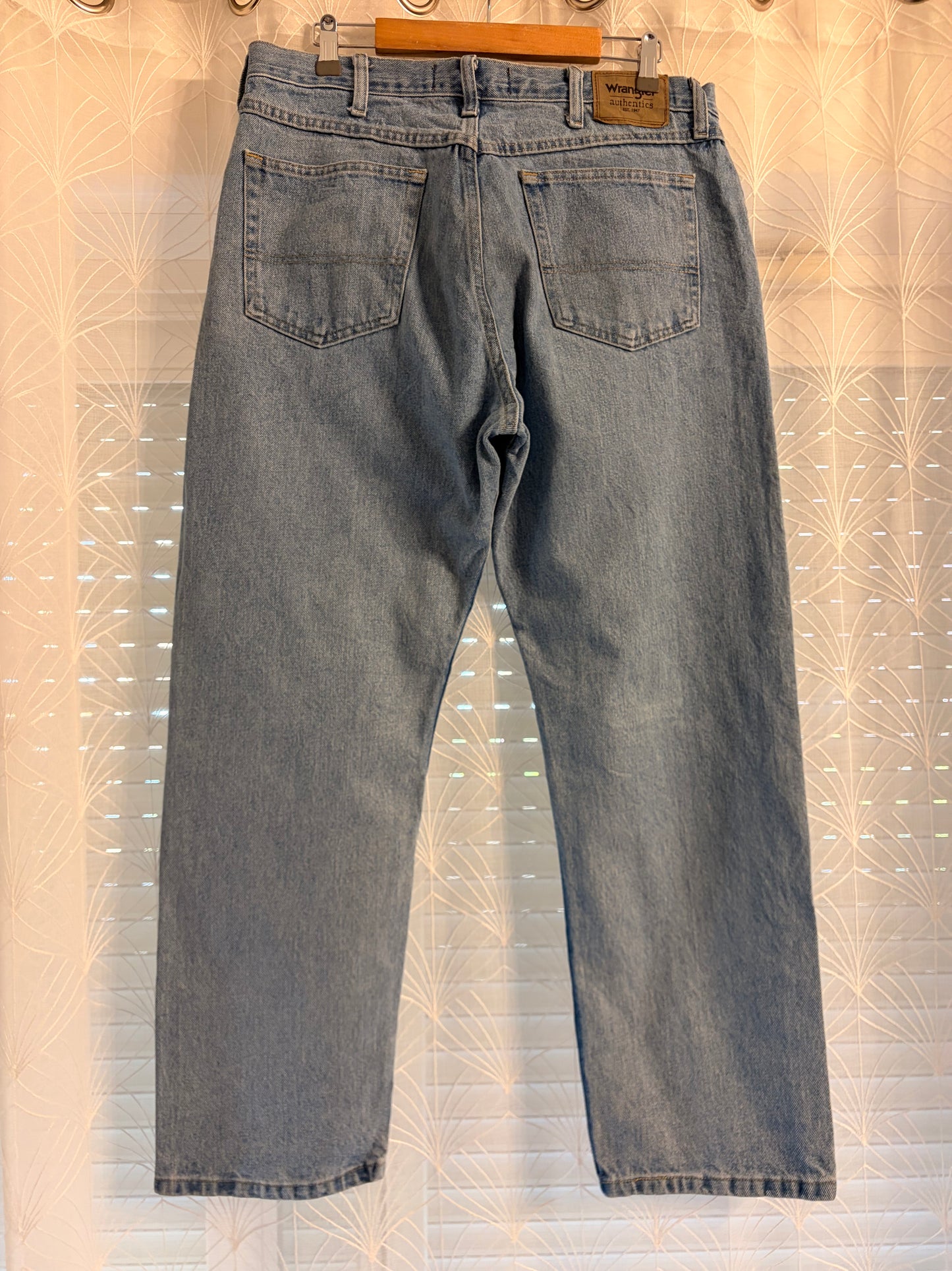 Jean Wrangler Authentics Droit Bleu Clair Délavé Vintage 100% Coton – Homme – Taille W36/L30