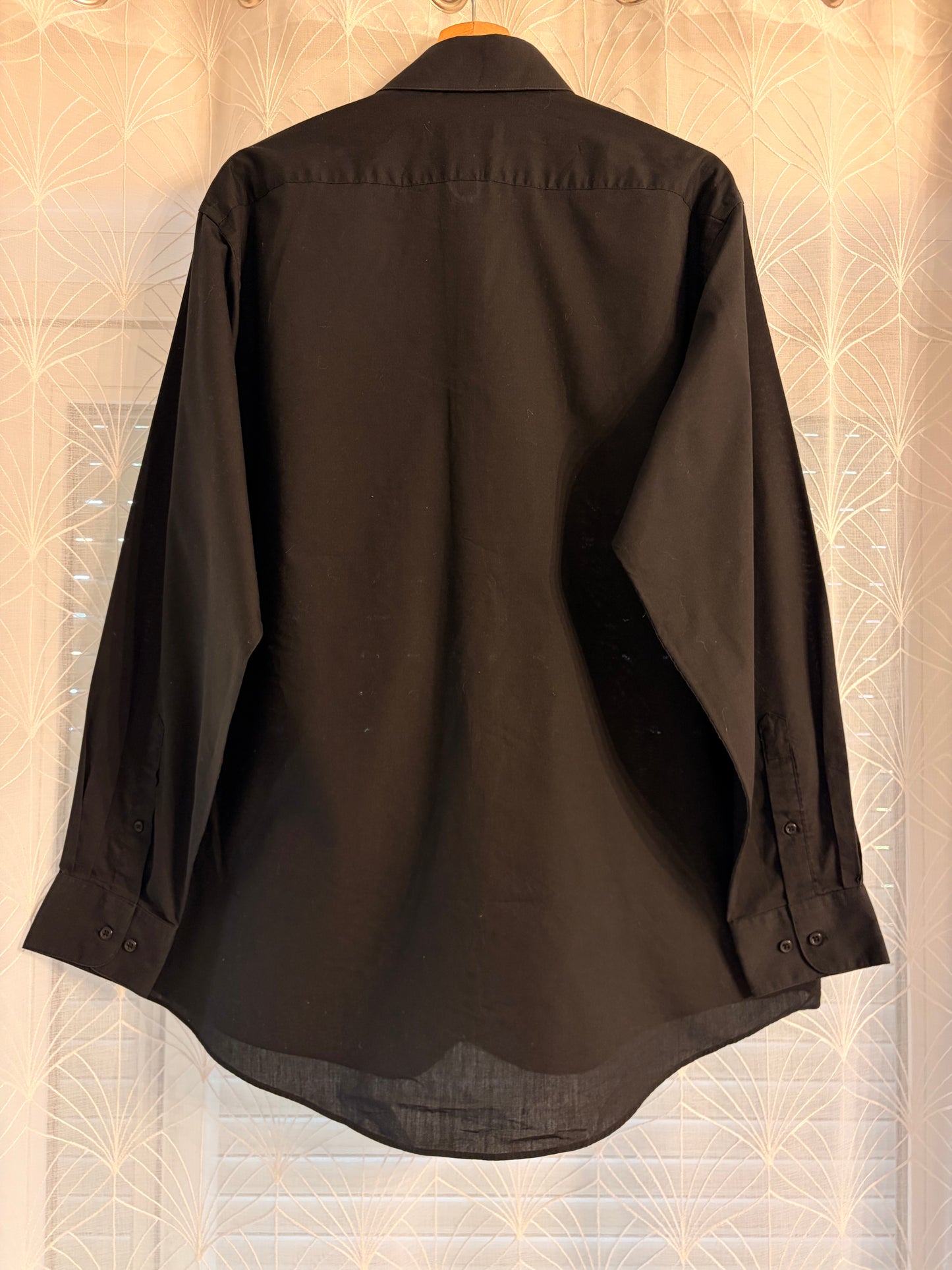 Chemise Pierre Cardin Manches Longues Noire – Taille L (16-16½)