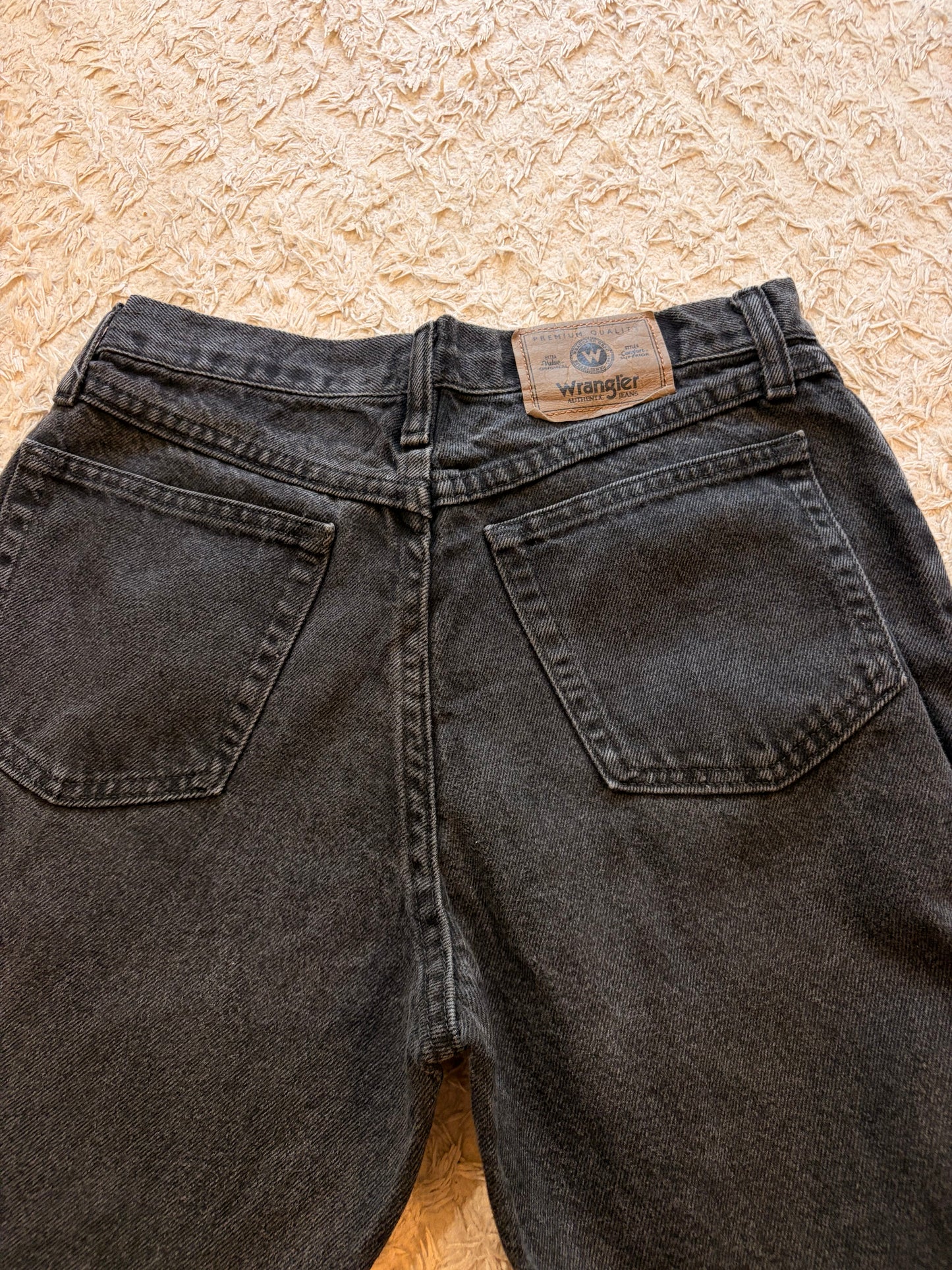 Jean Wrangler Premium Quality Droit Noir Délavé Vintage 100% Coton – Homme – Taille W30/L30
