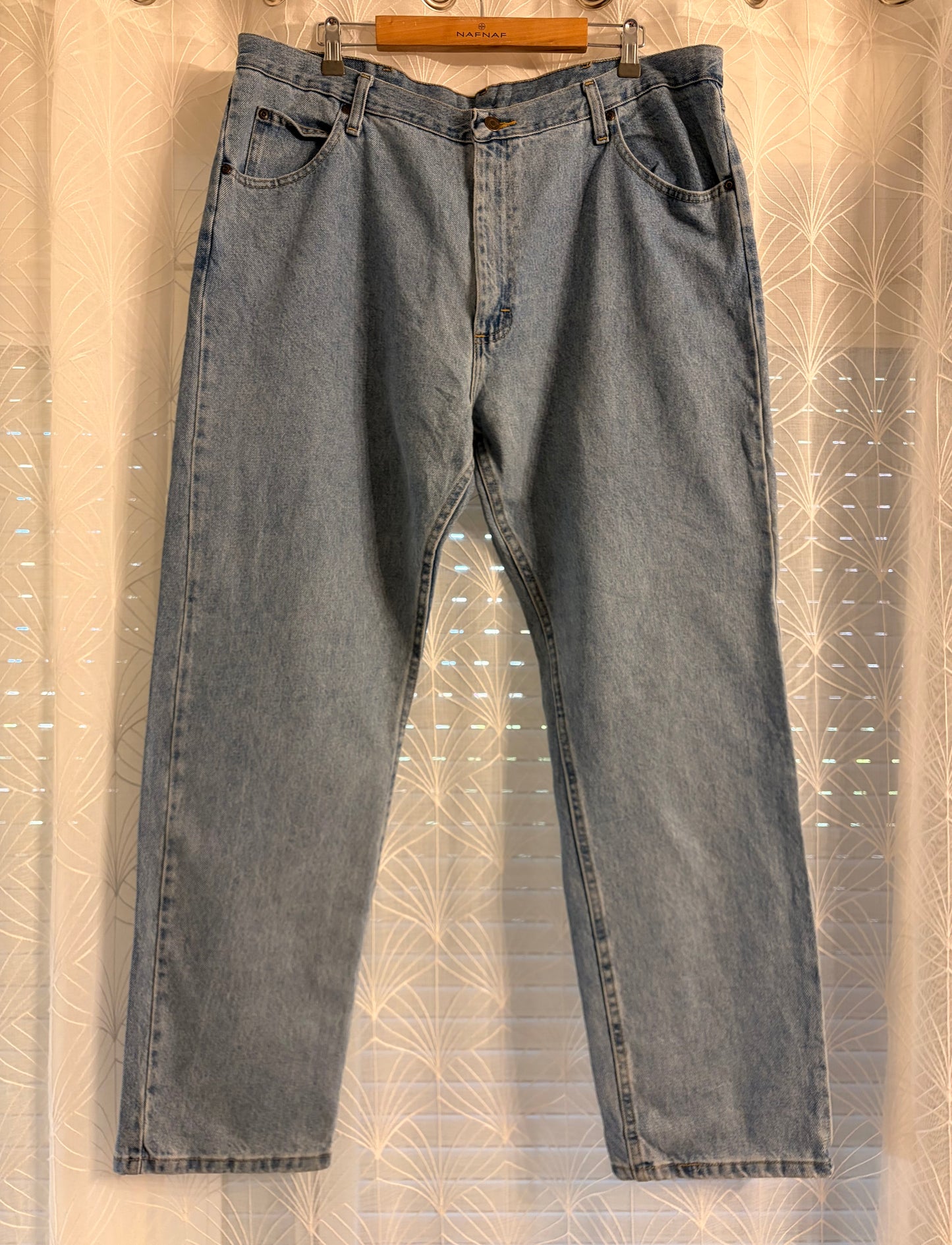 Jean Wrangler Premium Quality Bleu Clair Straight Fit 100% Coton – Taille W40 L32 | Seconde Main