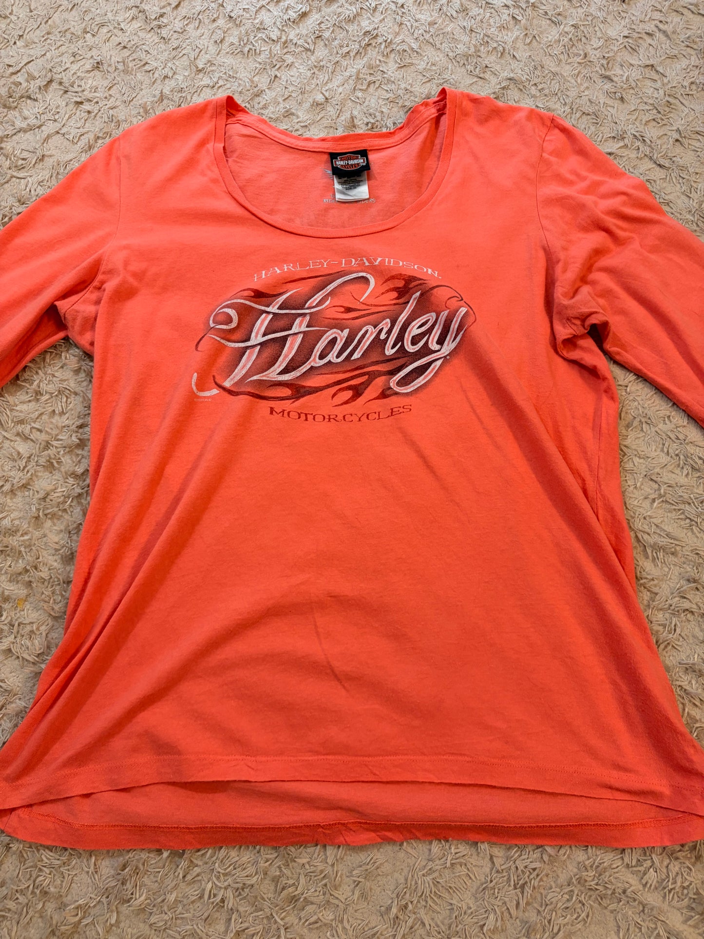 T-shirt Manches Longues Harley-Davidson Glendale California Love Ride Orange Corail Flammes Rétro Passes-Pouces 100% Coton – Femme – Taille XL