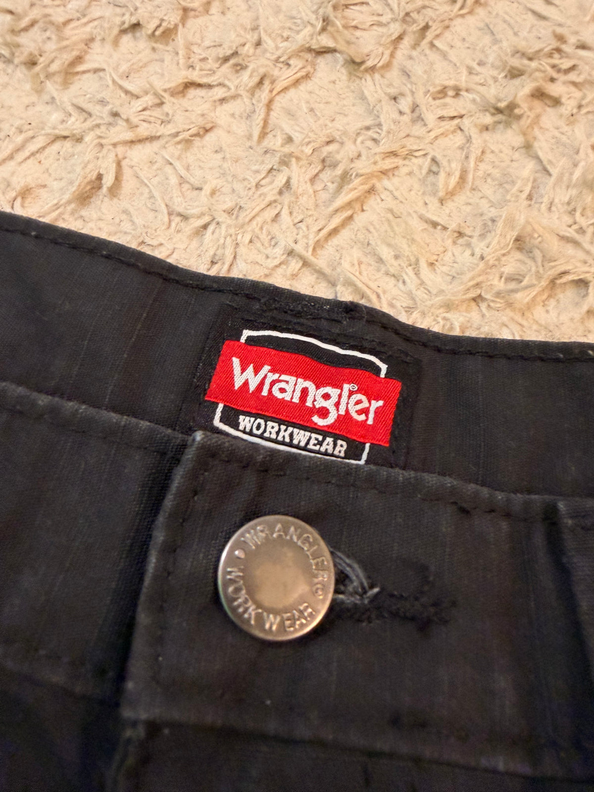 Pantalon Cargo Wrangler RIGGS Workwear 100% Coton Ripstop Noir W34/L32 (FR 44) – Homme – Très Bon état