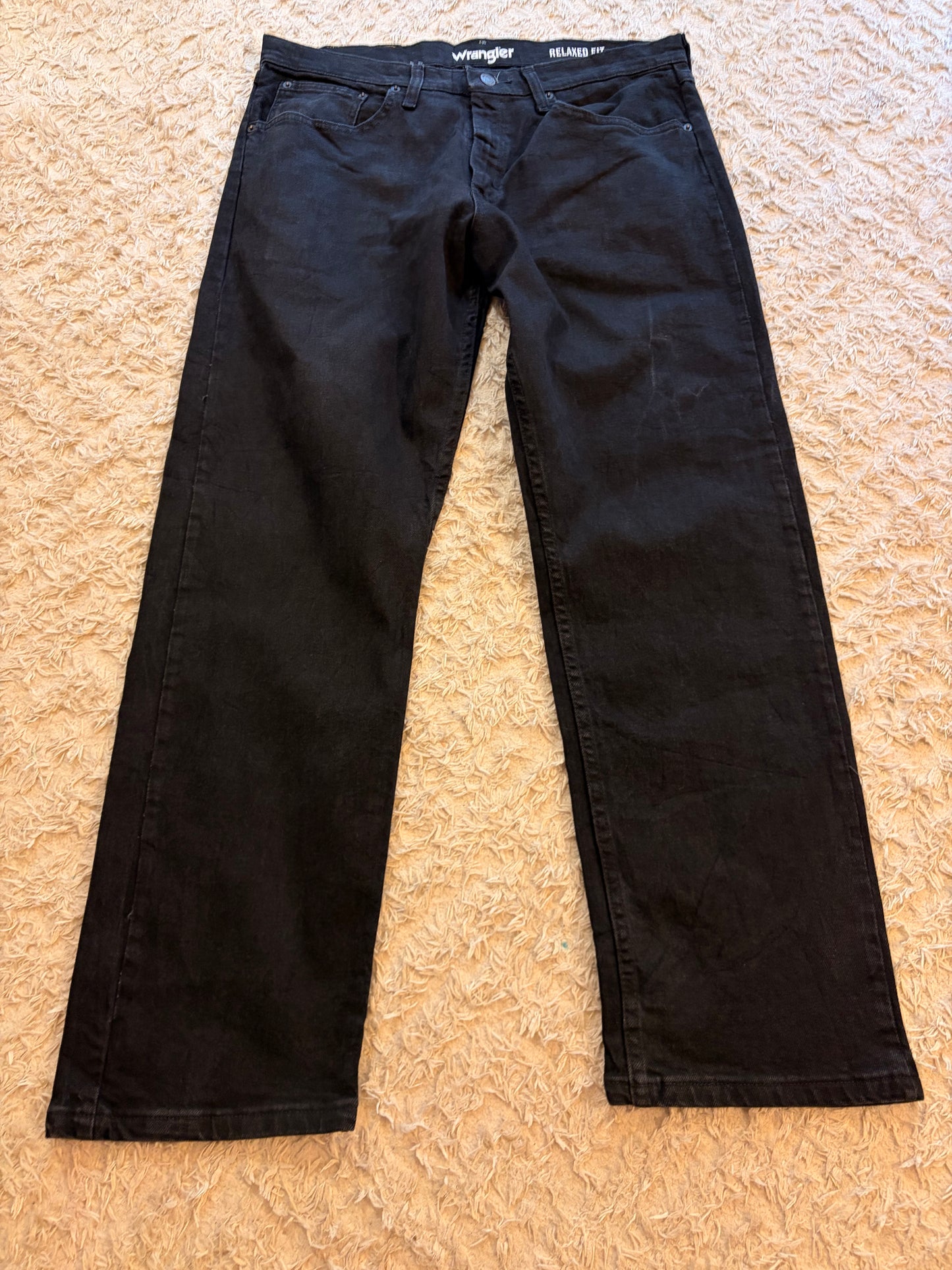Jean Wrangler Relaxed Fit Noir Intense 99% Coton 1% Élasthanne Coupe Décontractée W34/L30 – Homme