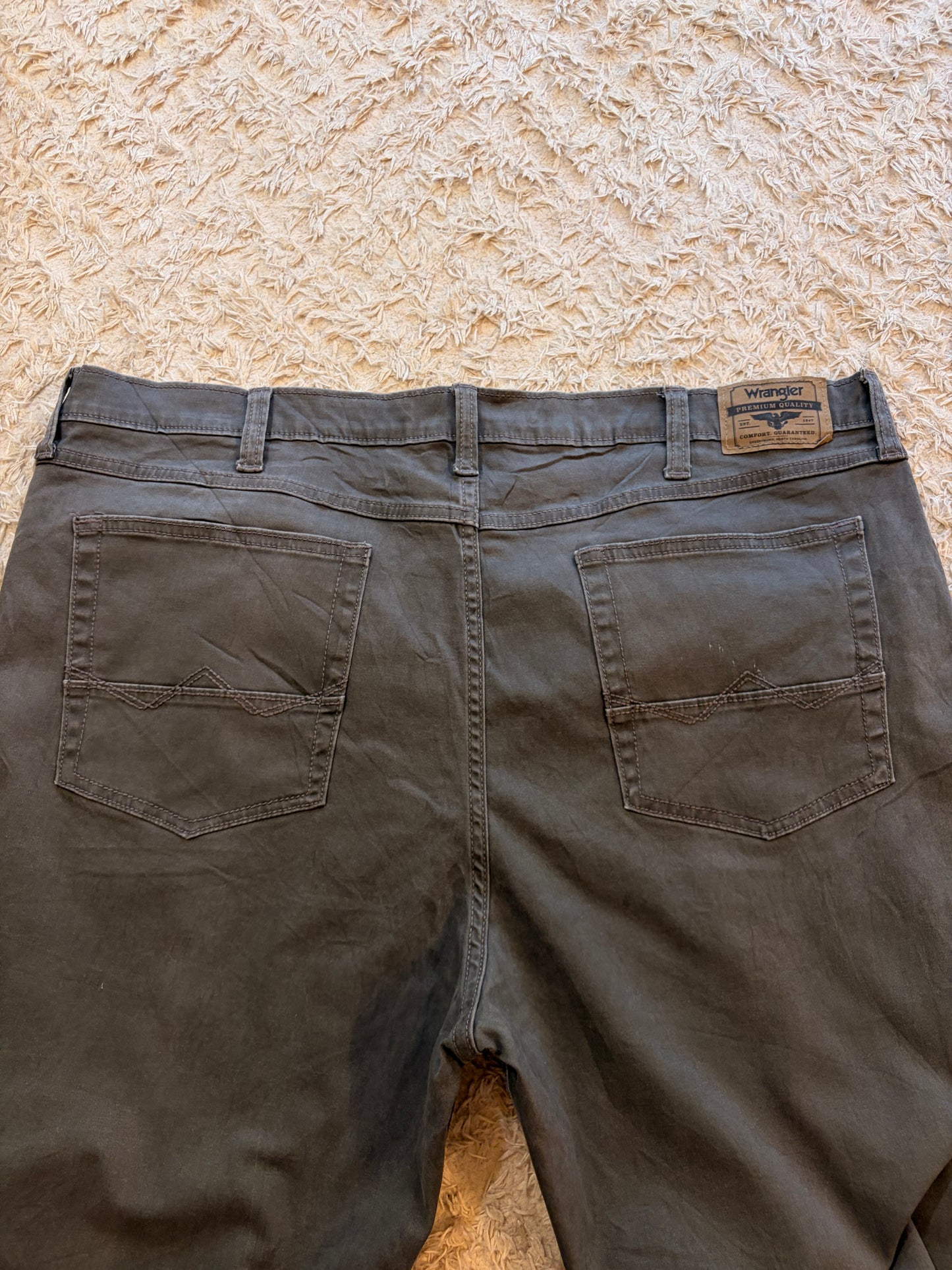 Pantalon Wrangler Premium Quality Slim Straight Gris Anthracite Foncé Délavé Coton Élasthanne Coupe Ajustée Droite Grande Taille – Homme – Taille 54