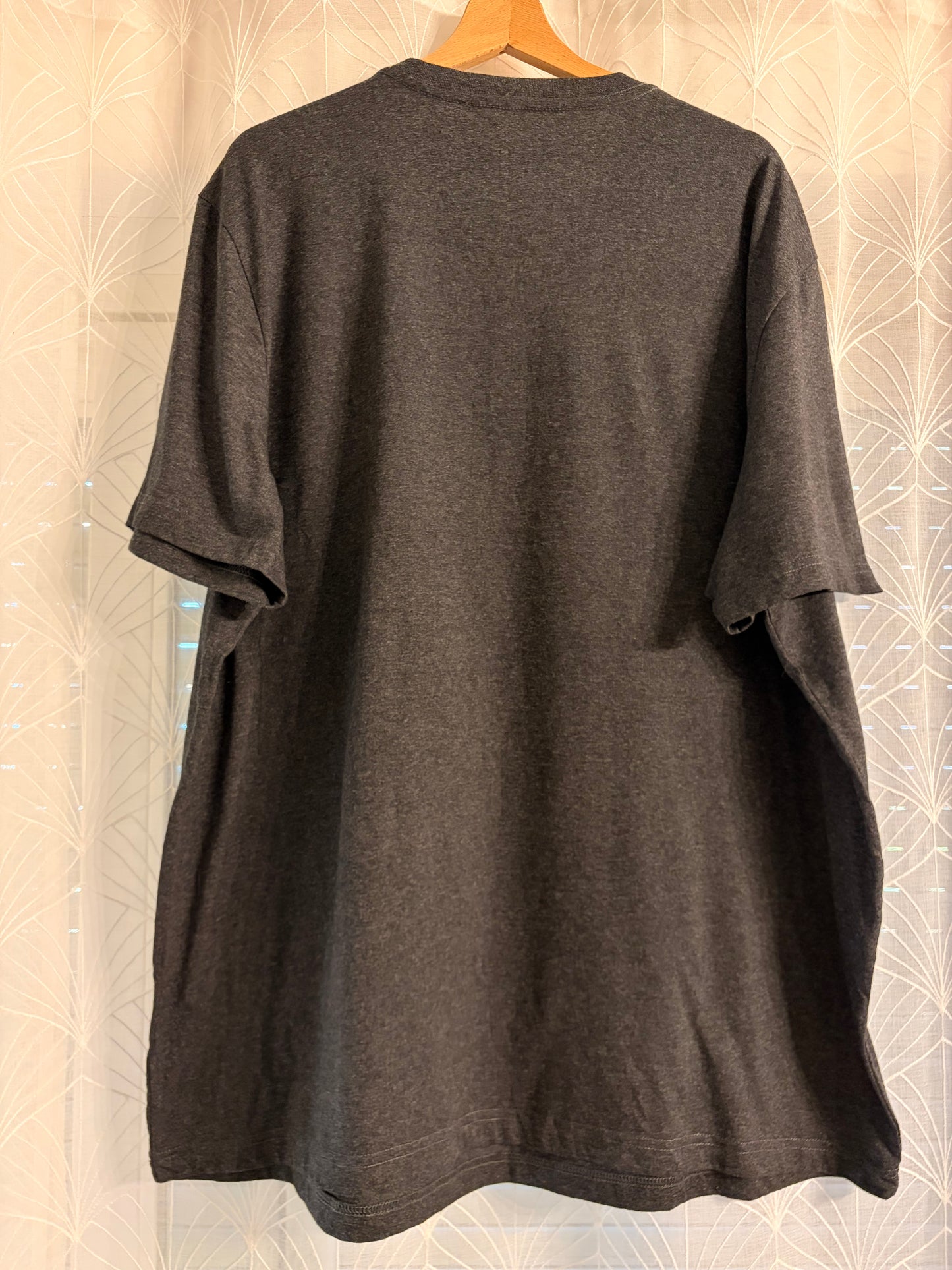 T-shirt Disney Mickey Mouse 1928 Gris Anthracite – Taille XLT / XL Tall | Seconde Main