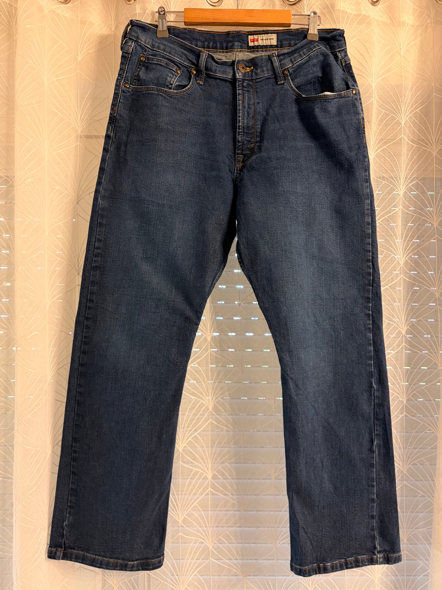 Jean Wrangler Relaxed Bootcut Bleu Stretch Coton/Élasthanne – Taille W34 | Seconde Main