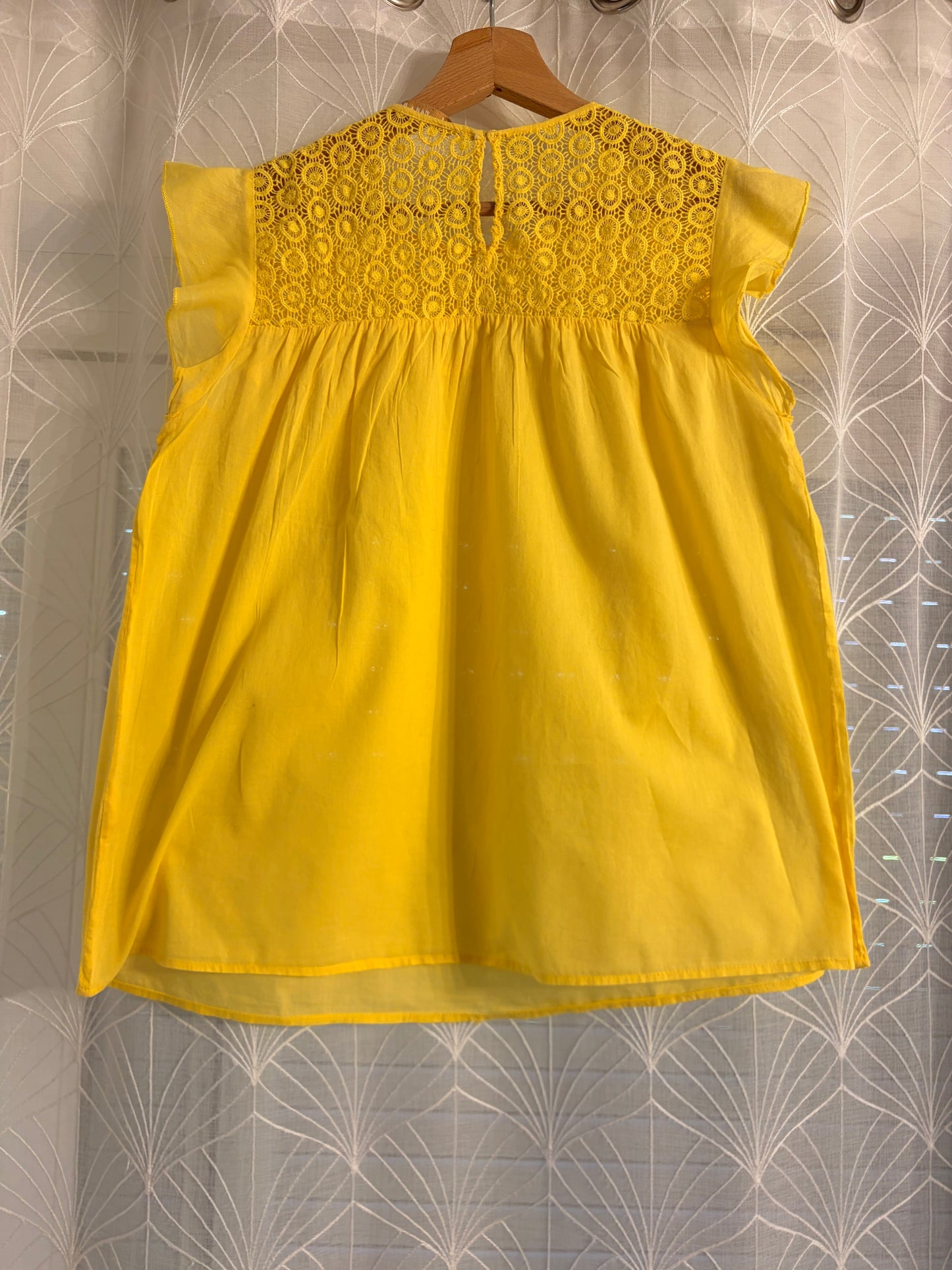 Blouse Zara Basic Jaune Moutarde Dentelle Guipure Manches Volantées – Taille S Femme | Seconde Main