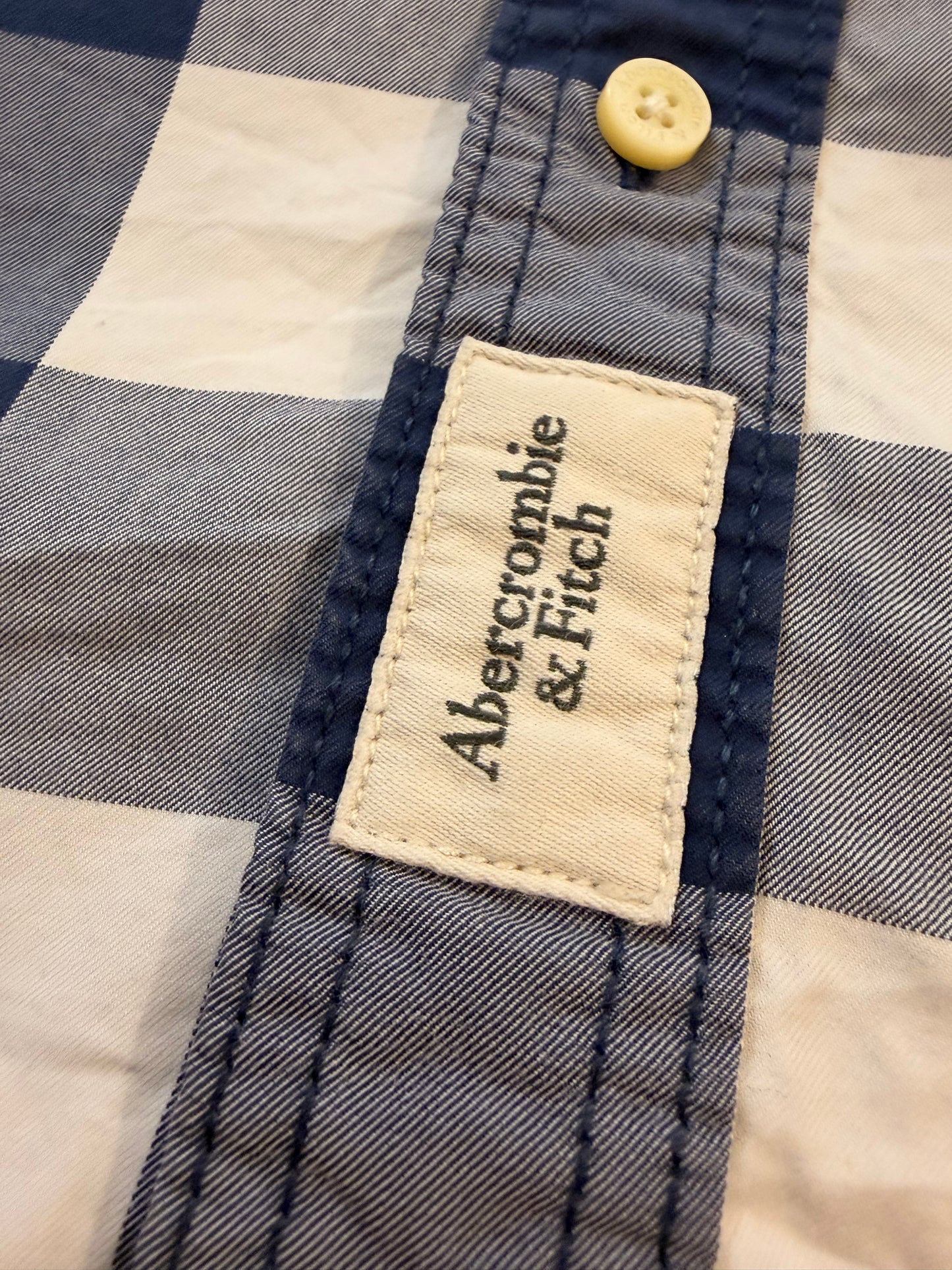 Chemise Abercrombie & Fitch Carreaux Bleu Marine/Blanc Muscle Fit Button-Down – Homme – Taille M