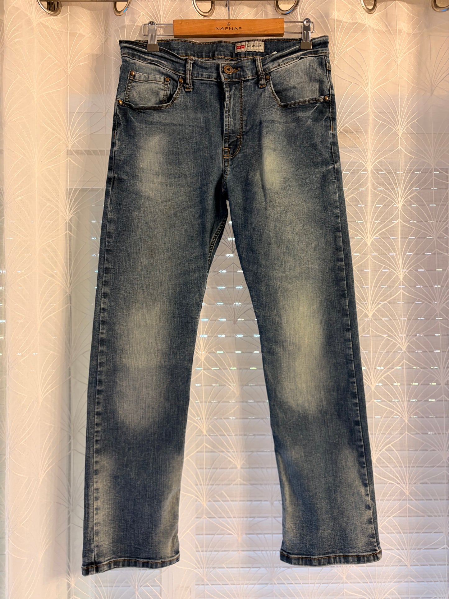 Jean Wrangler Slim Straight Stretch Bleu Délavé 75% Coton 22% Polyester 3% Spandex W32/L30 – Homme – Taille 42