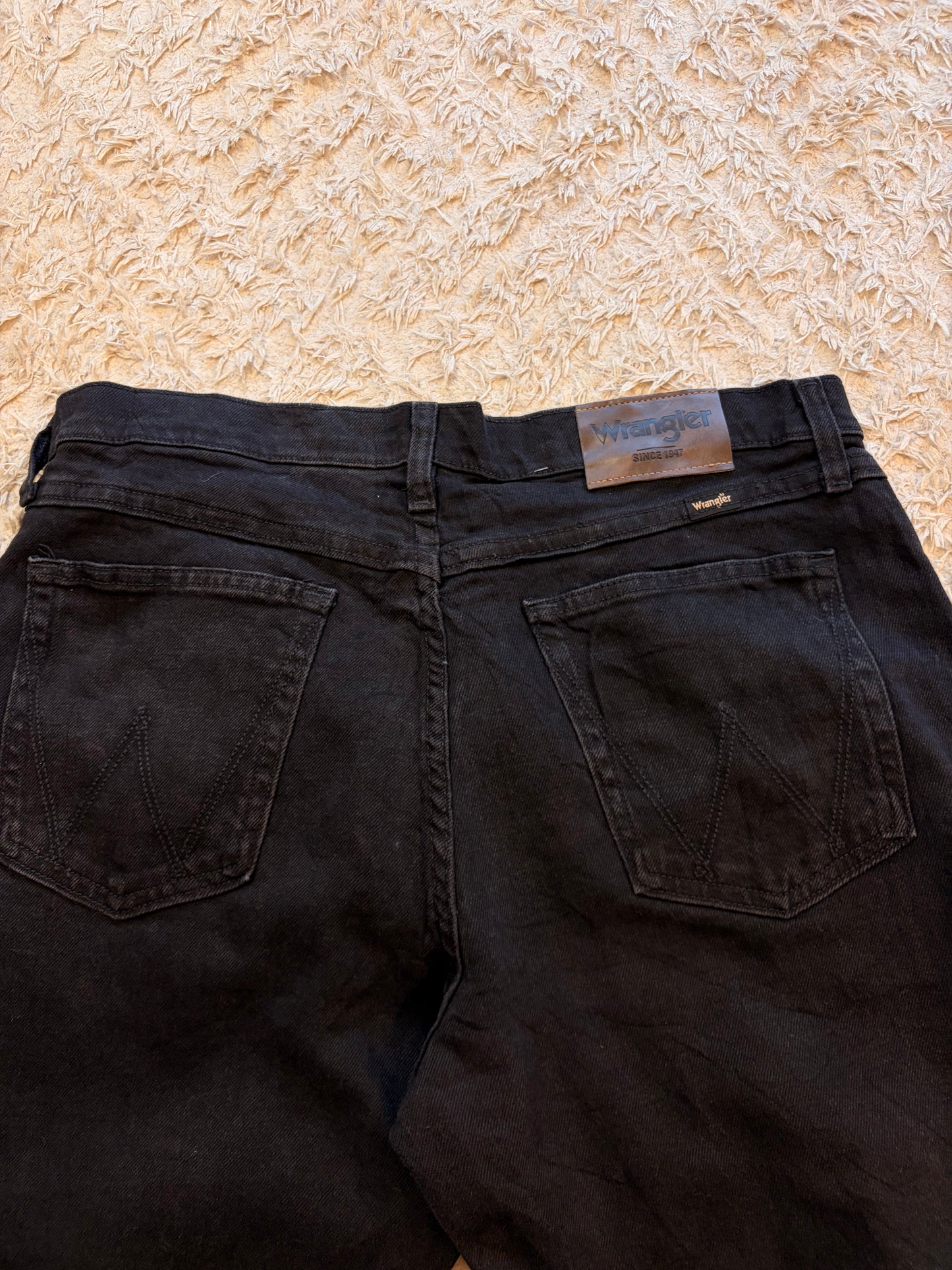 Jean Wrangler Relaxed Fit Noir Intense 99% Coton 1% Élasthanne Coupe Décontractée W34/L30 – Homme