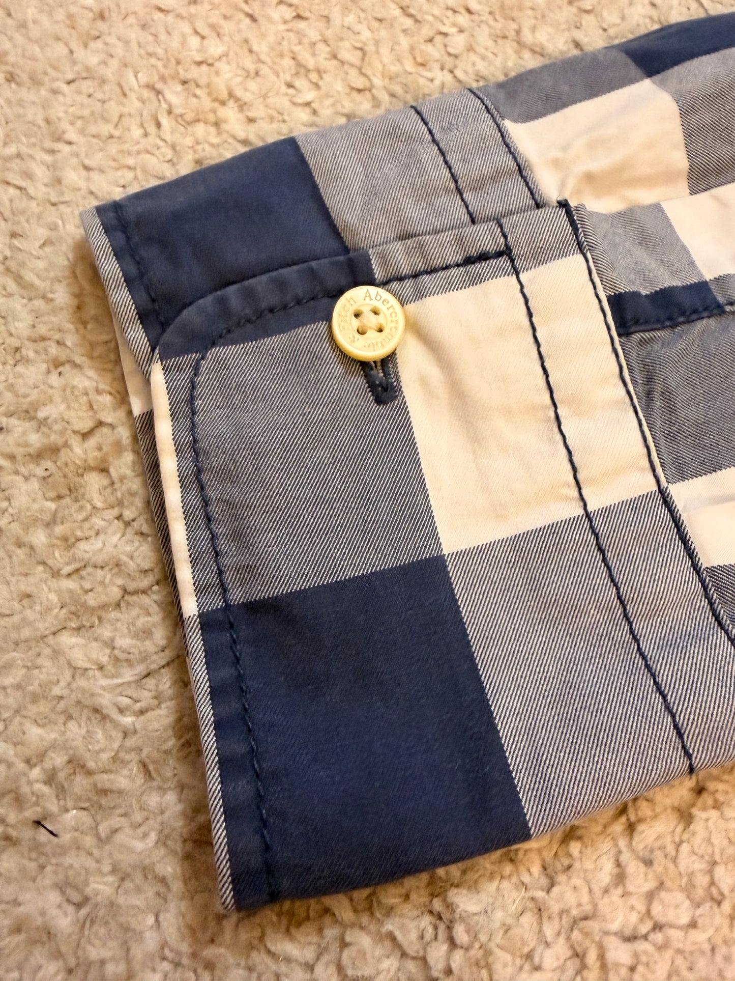 Chemise Abercrombie & Fitch Carreaux Bleu Marine/Blanc Muscle Fit Button-Down – Homme – Taille M