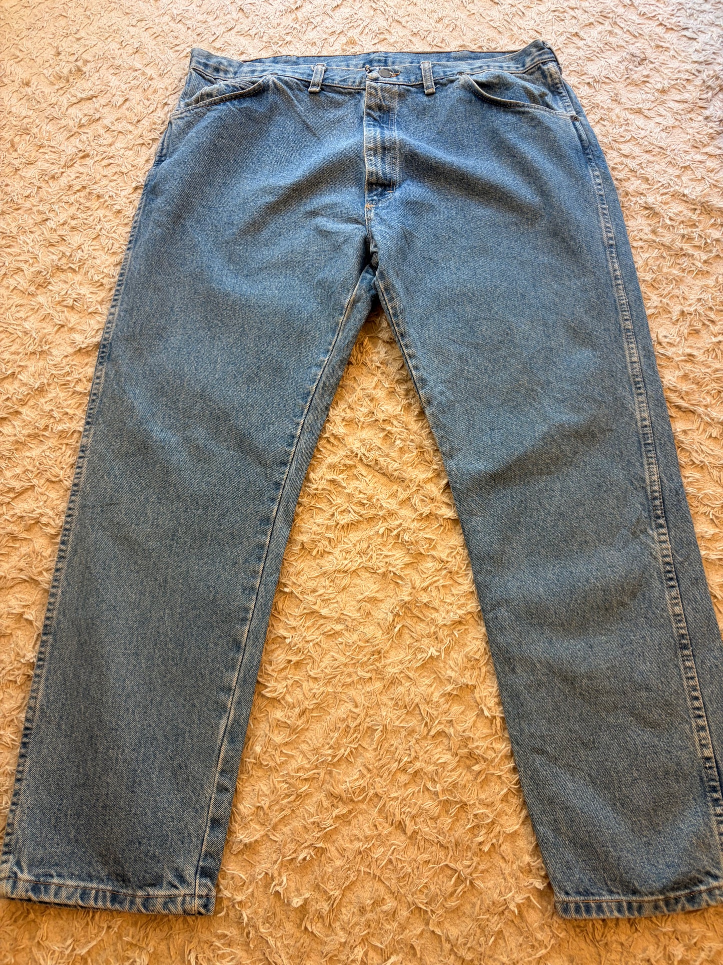 Jean Wrangler Authentic Vintage Made in USA Droit Bleu Délavé 100% Coton – Homme – Taille W40/L29 (50)