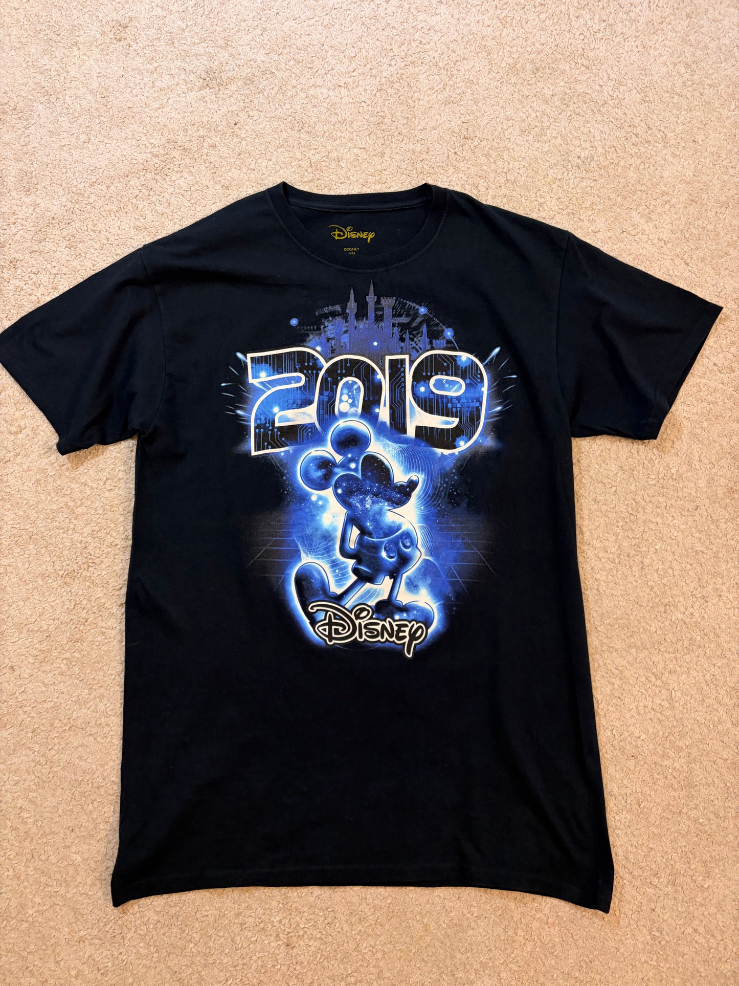 T-shirt Disney Parks Mickey 2019 Cyber Spatial Noir – Taille M | Seconde Main