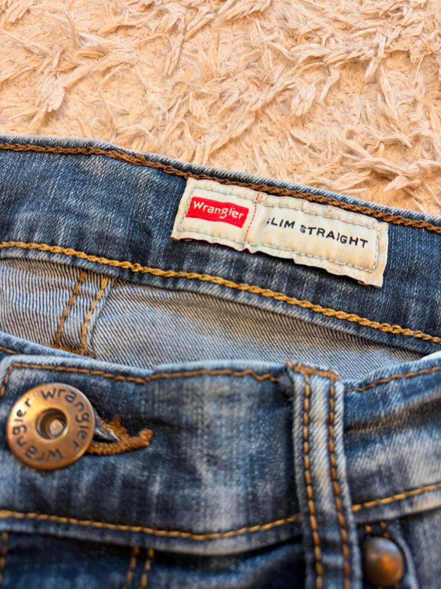 Jean Wrangler Slim Straight Stretch Bleu Délavé 75% Coton 22% Polyester 3% Spandex W32/L30 – Homme – Taille 42