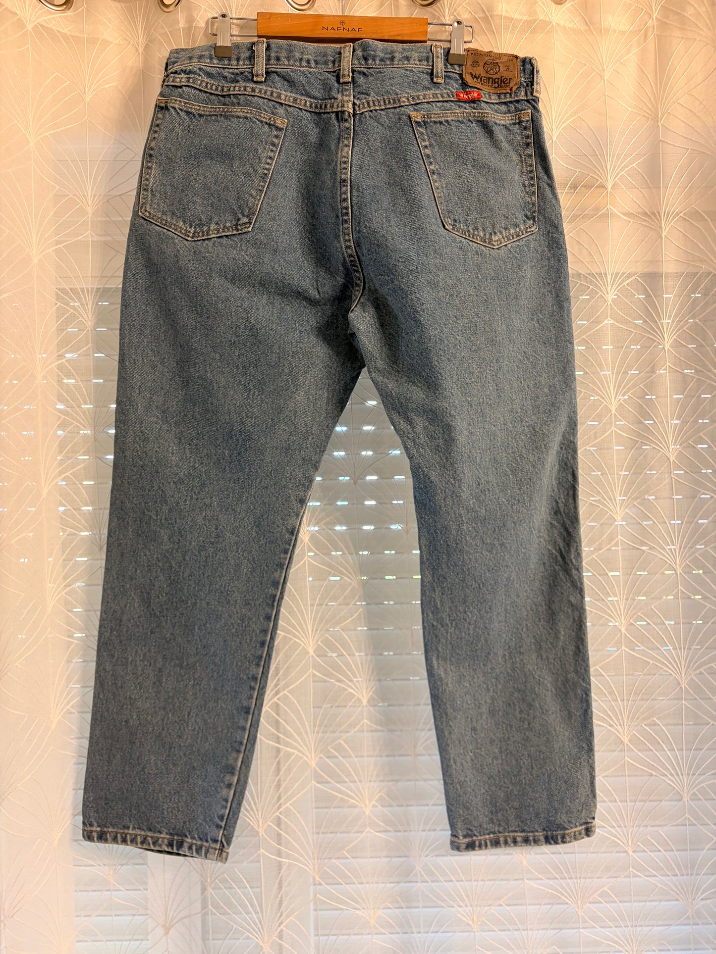 Jean Wrangler Authentic Vintage Made in USA Droit Bleu Délavé 100% Coton – Homme – Taille W40/L29 (50)