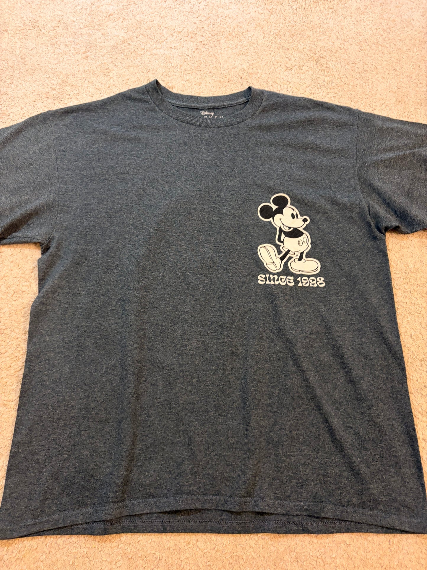 T-shirt Disney Mickey Mouse Since 1928 "A True Original" Gris Anthracite – Taille L | Seconde Main