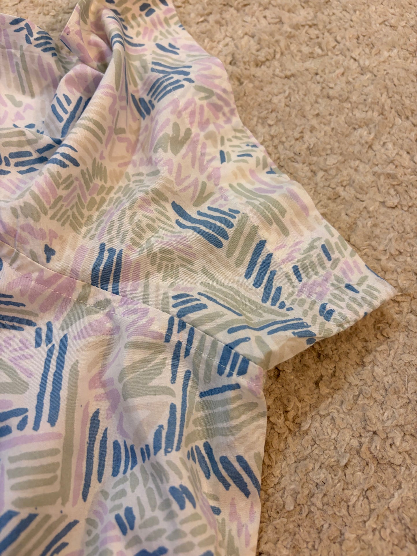 Chemisette Perry Ellis Stretch Motifs Abstraits Pastel Blanc/Violet/Bleu – Homme – Taille XL