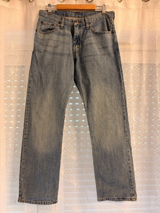 Jean Wrangler Vintage Droit Bleu Clair Délavé Shadow Patch 100% Coton – Homme – Taille W32/L30 (42)