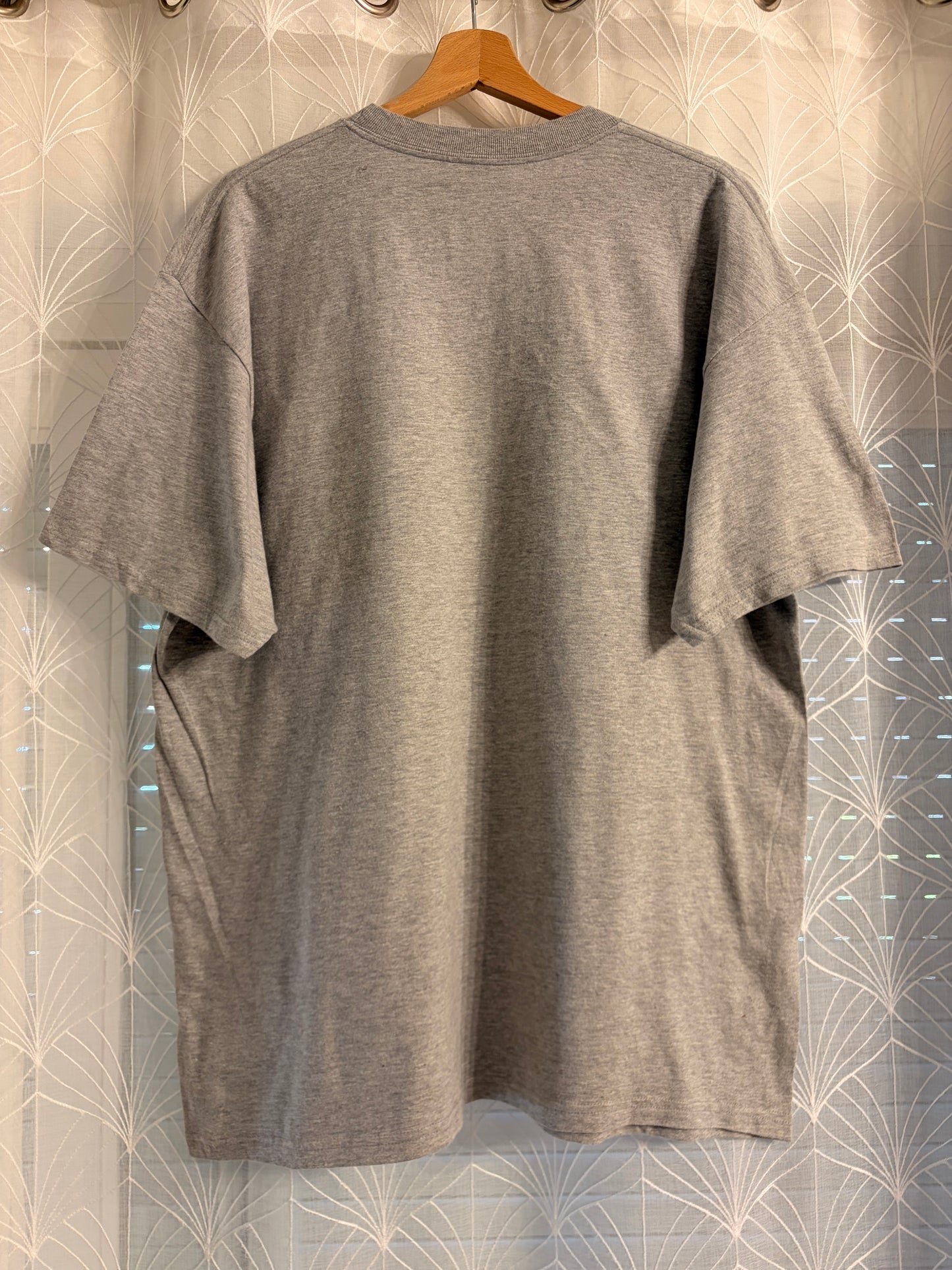 T-shirt Walt Disney World 2017 Gris Chiné by Hanes – Taille XL | Seconde Main